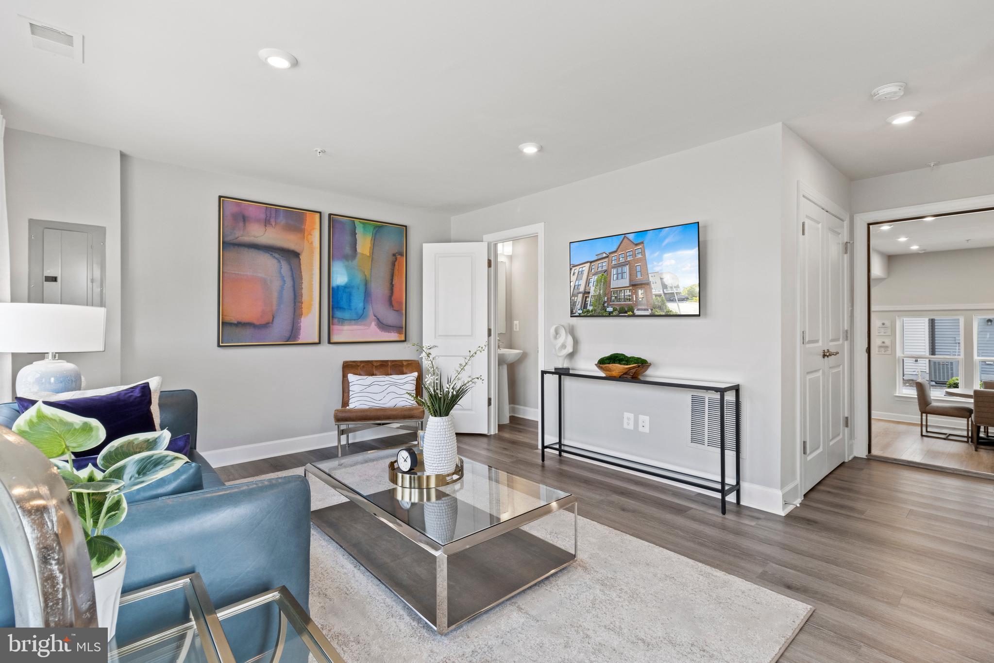 THE WOODLANDS - Residential