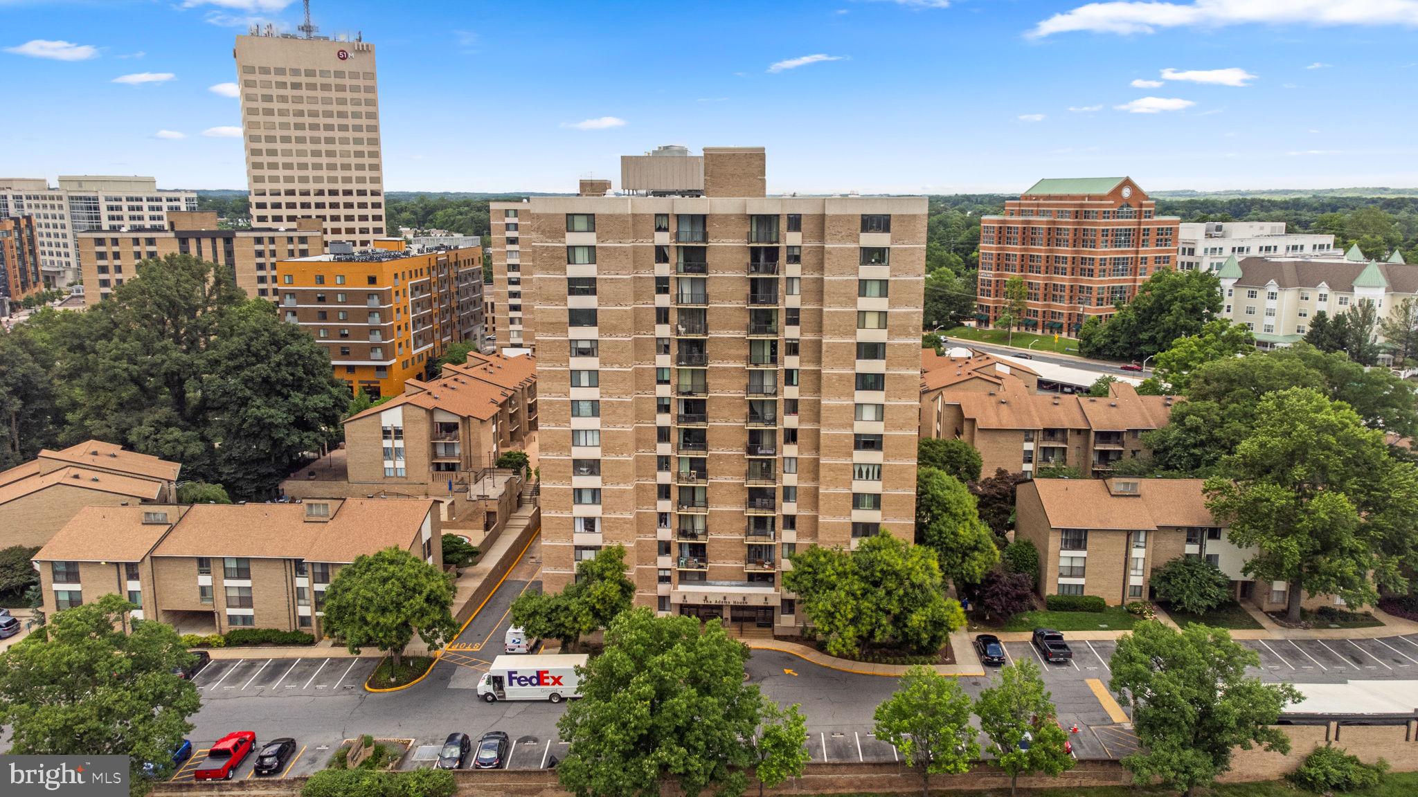 AMERICANA CENTRE - Residential Lease