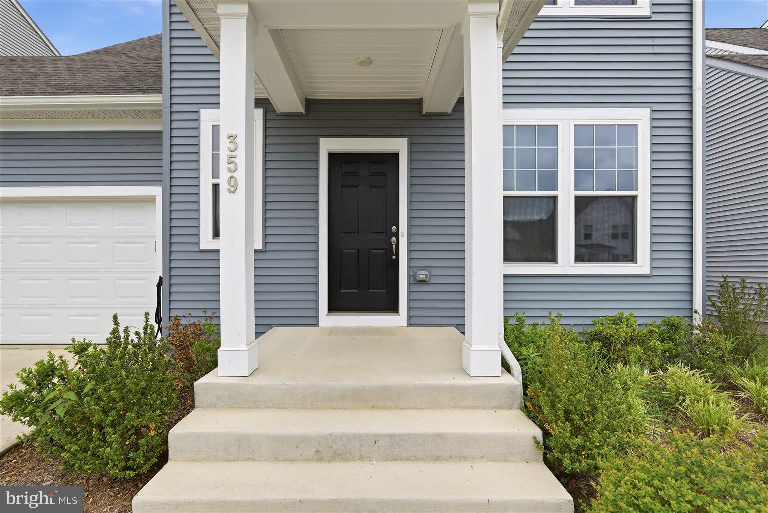 PRESIDENTS POINTE - Residential