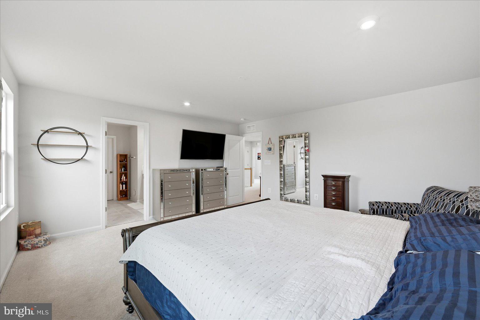PRESIDENTS POINTE - Residential
