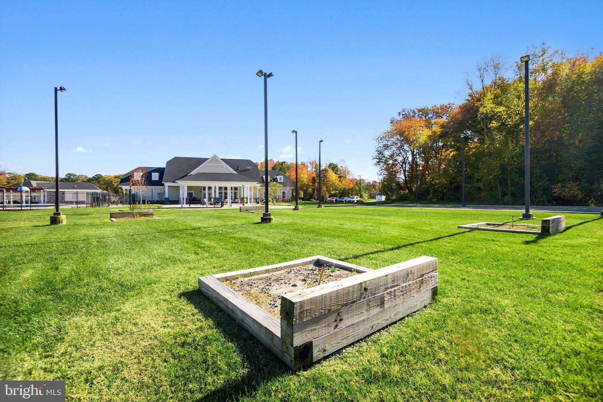 RESERVES - Residential