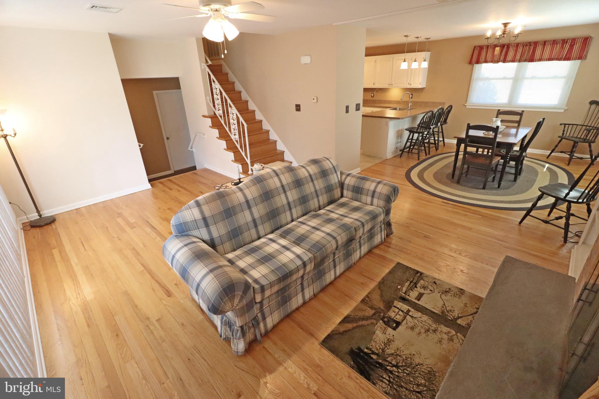 FOREST HILLS - Residential
