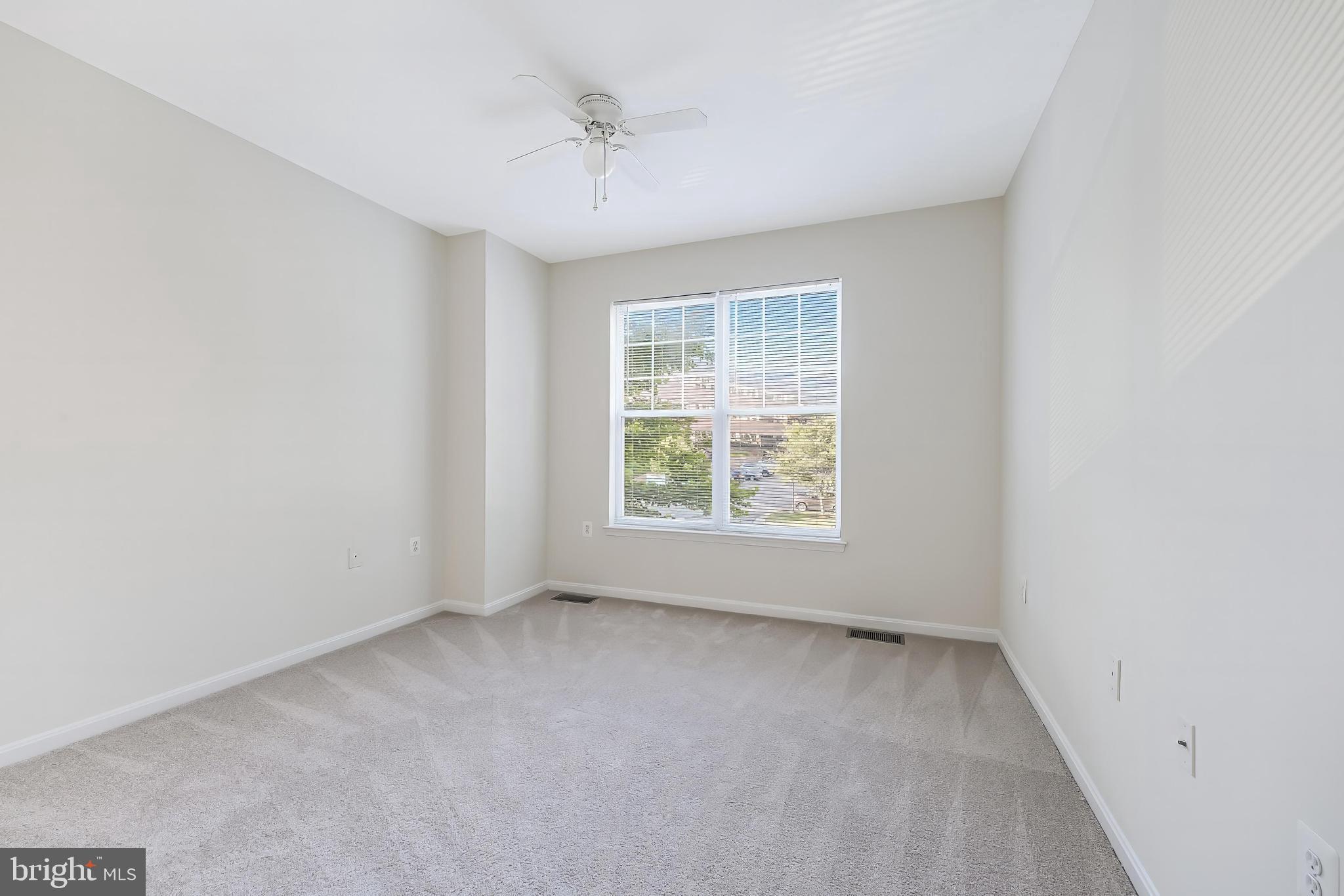 FAIRFAX RIDGE CONDOS - Residential
