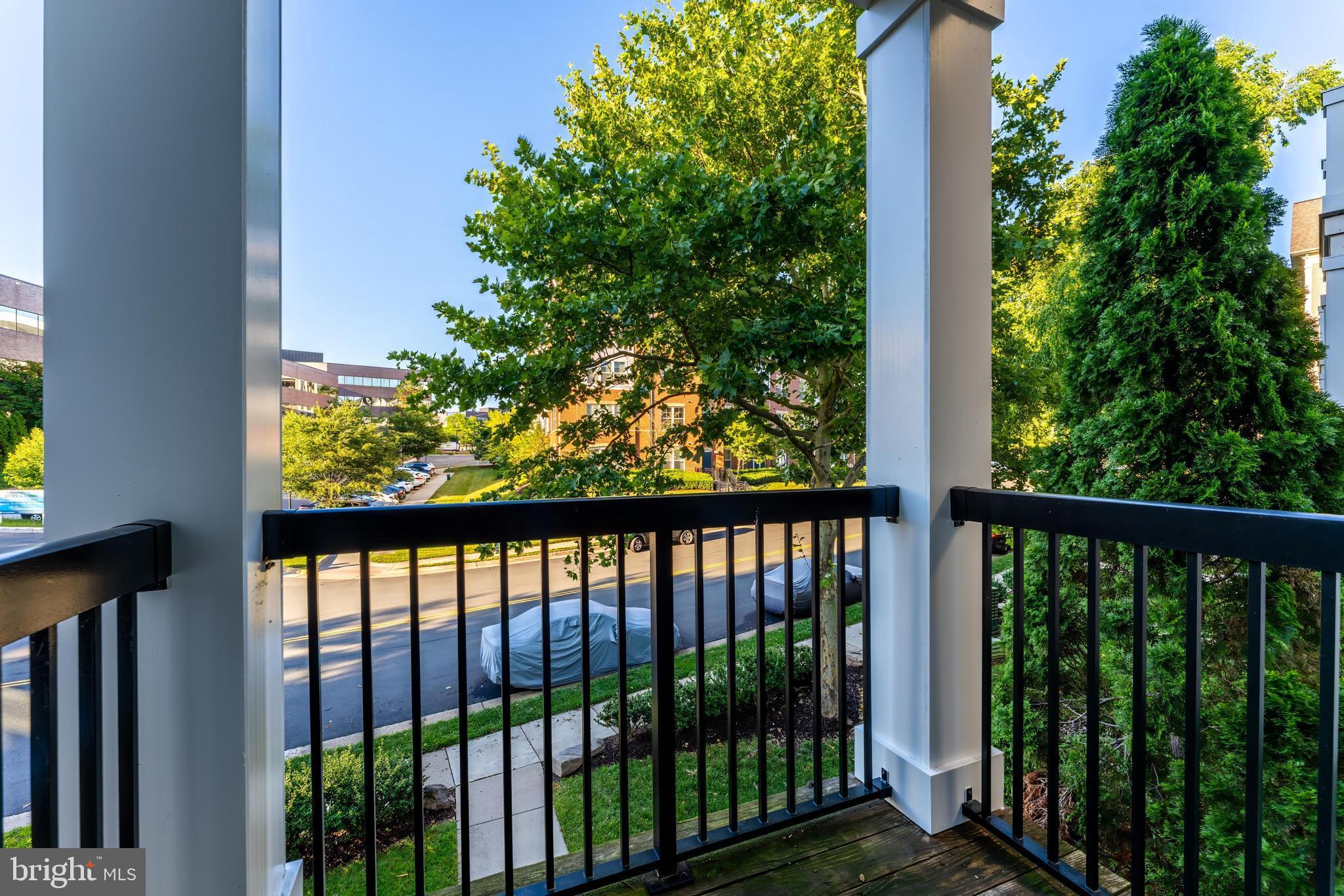 FAIRFAX RIDGE CONDOS - Residential