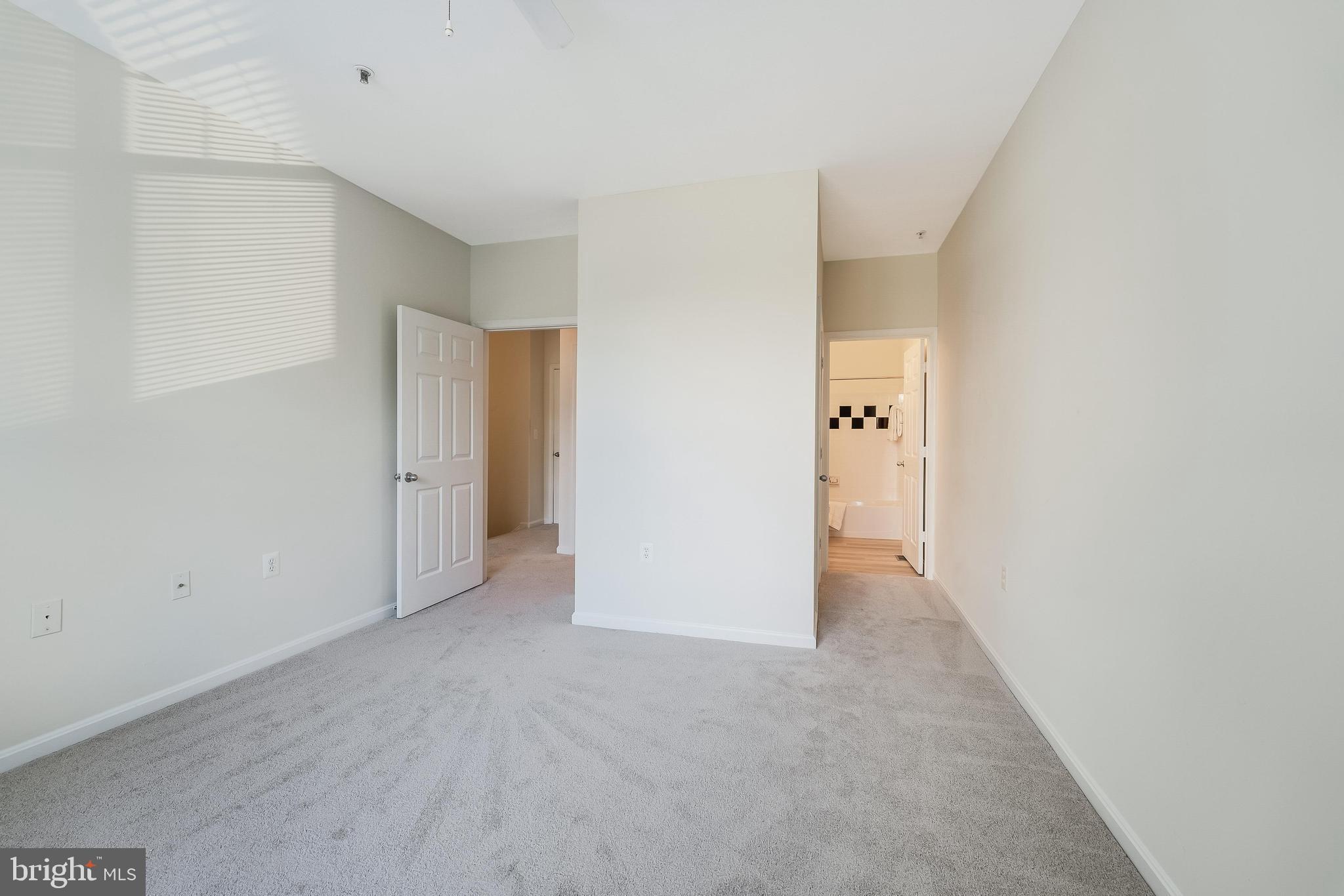 FAIRFAX RIDGE CONDOS - Residential