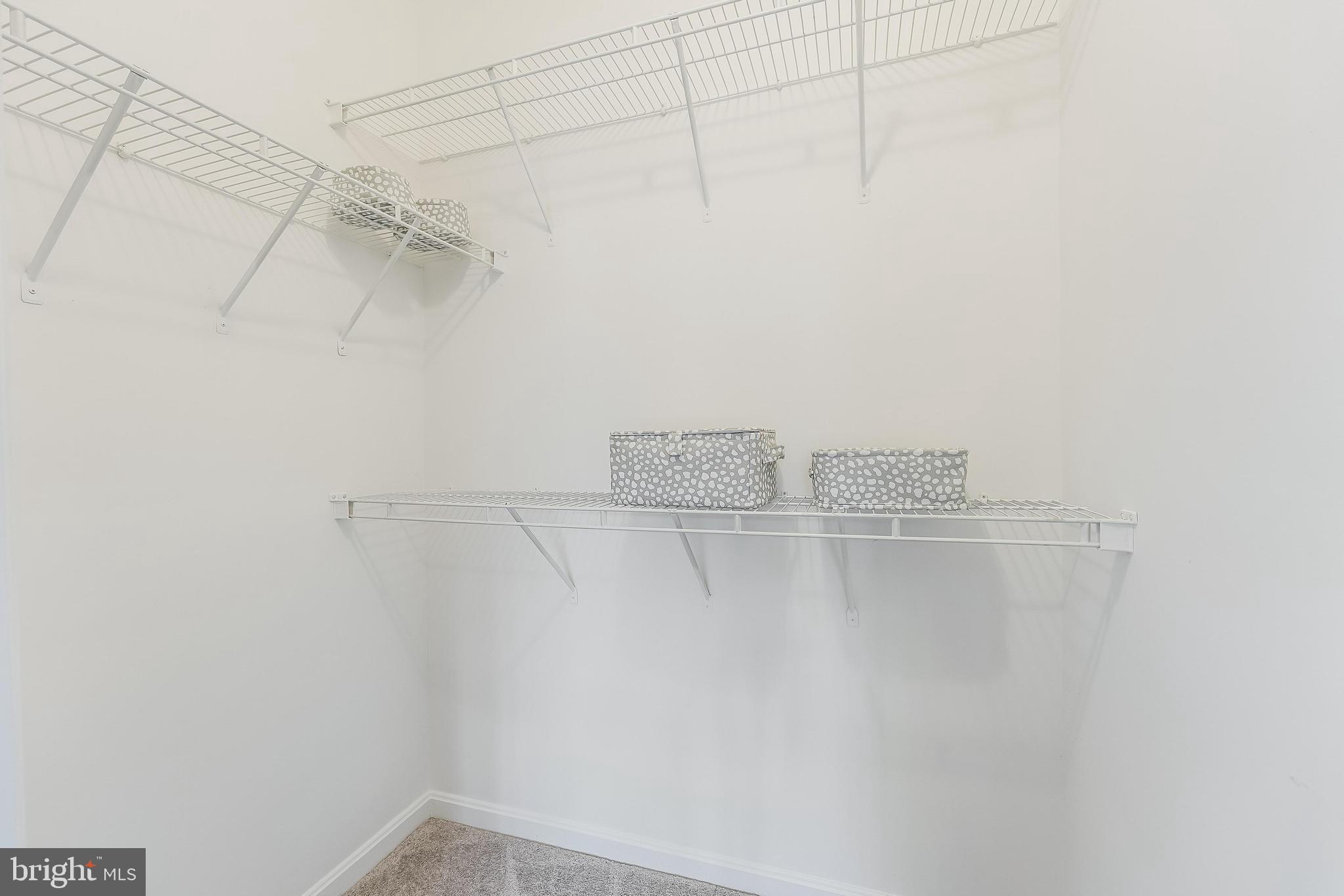 FAIRFAX RIDGE CONDOS - Residential