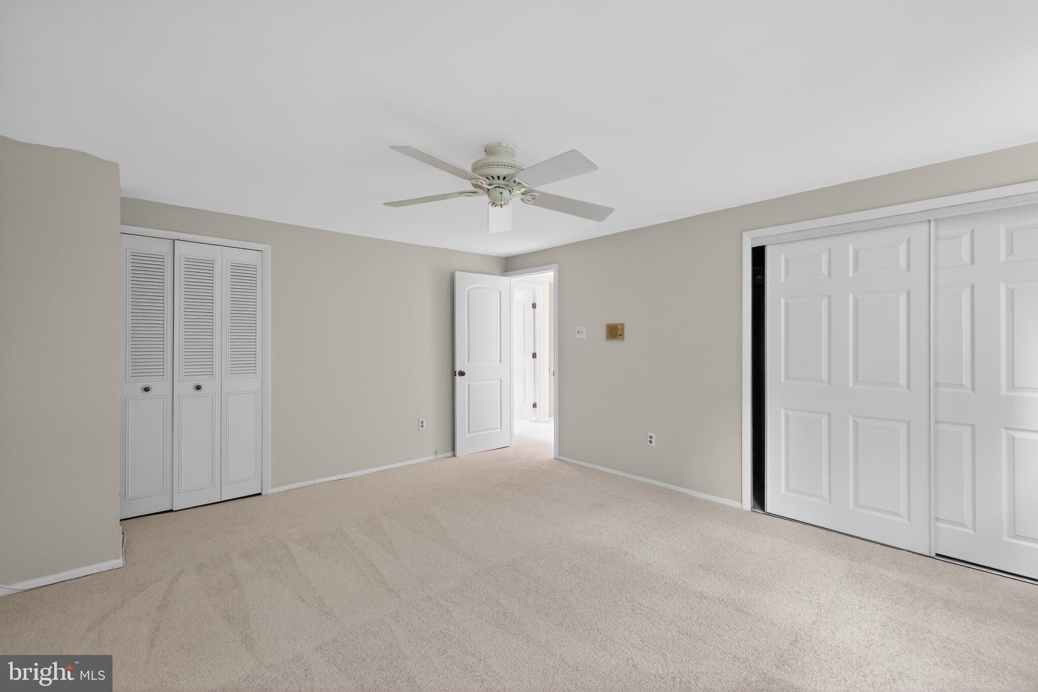 CROFTON TOWNE - Residential