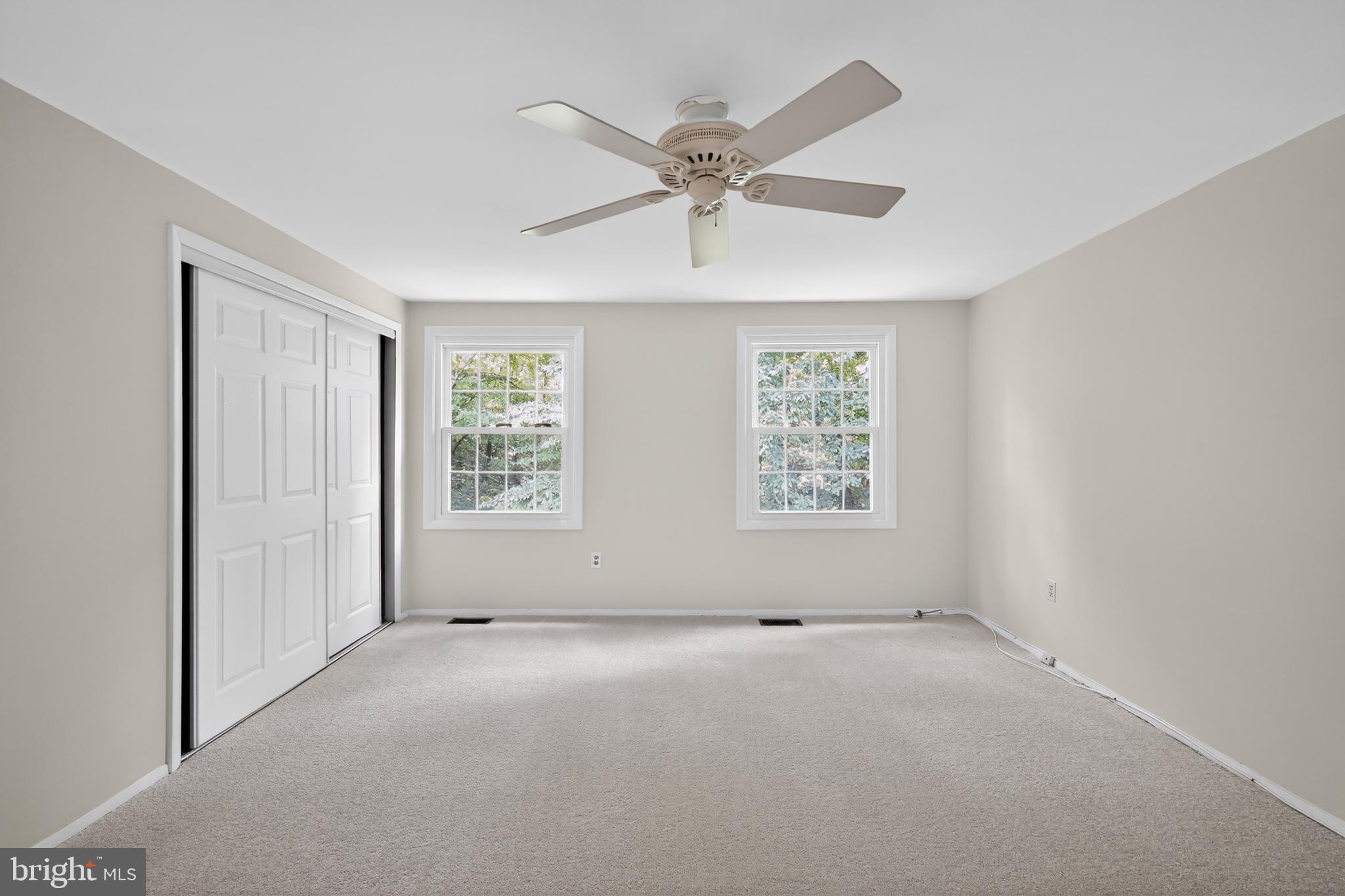 CROFTON TOWNE - Residential
