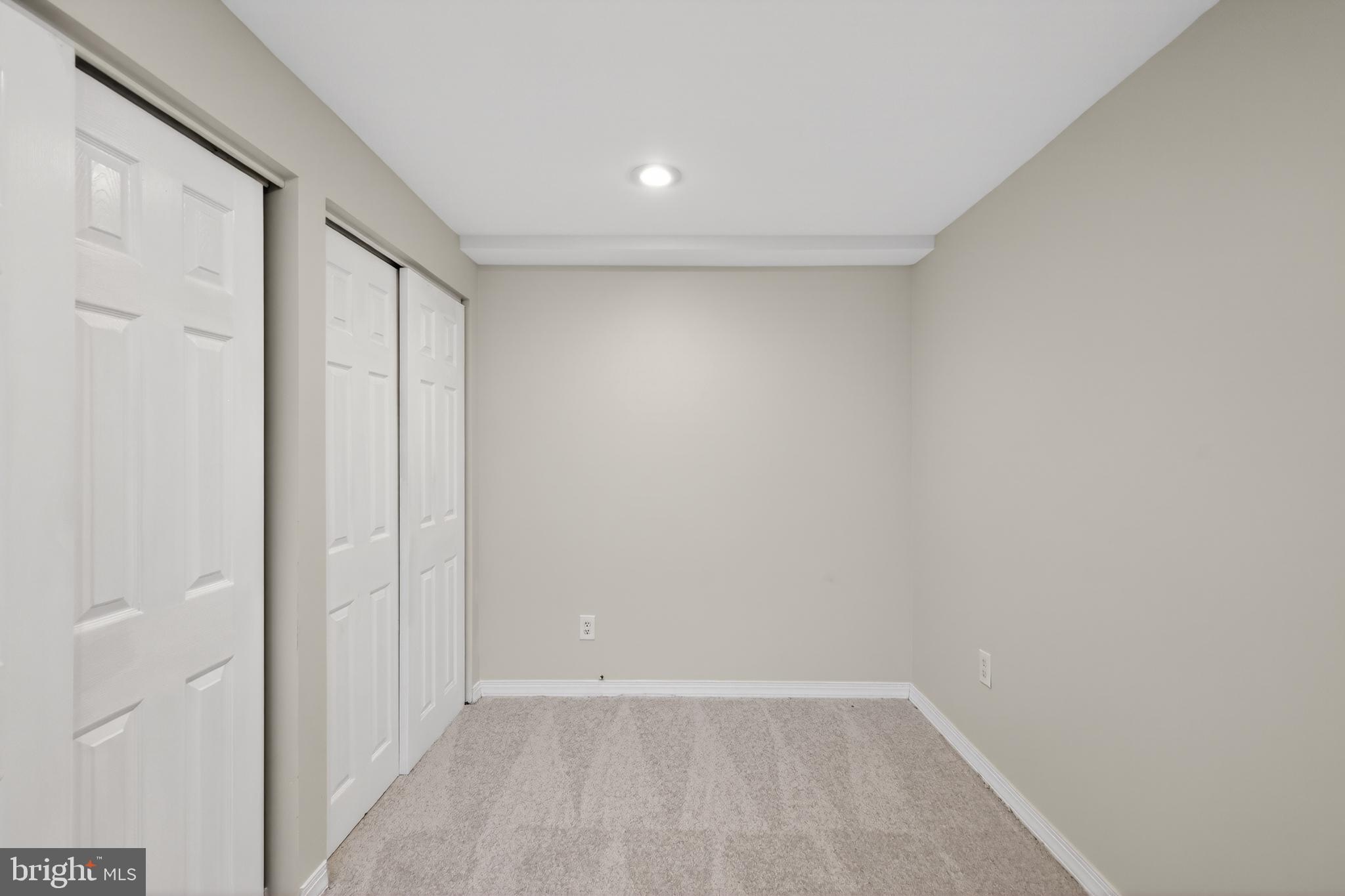 CROFTON TOWNE - Residential