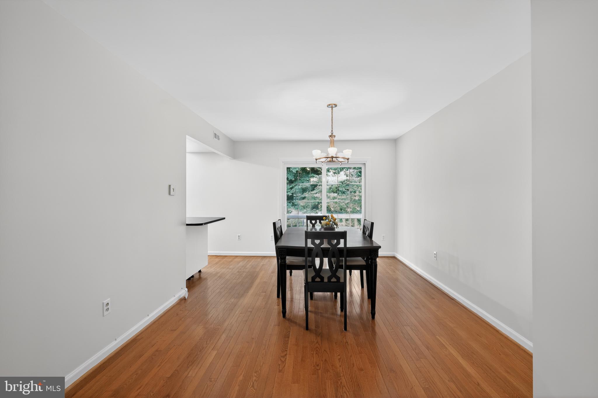 CROFTON TOWNE - Residential