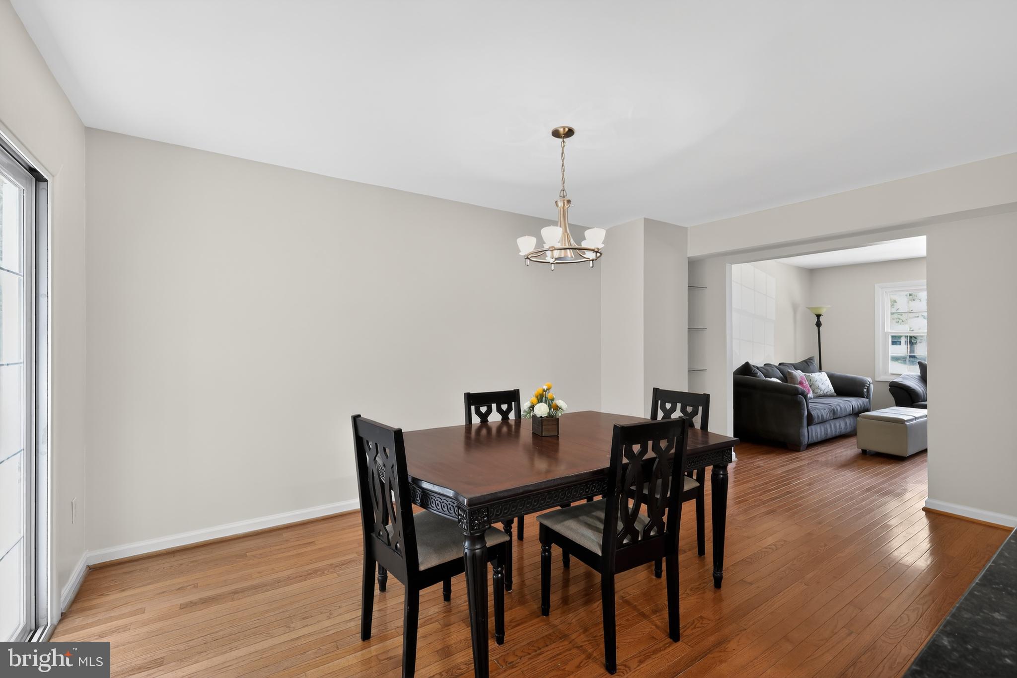 CROFTON TOWNE - Residential