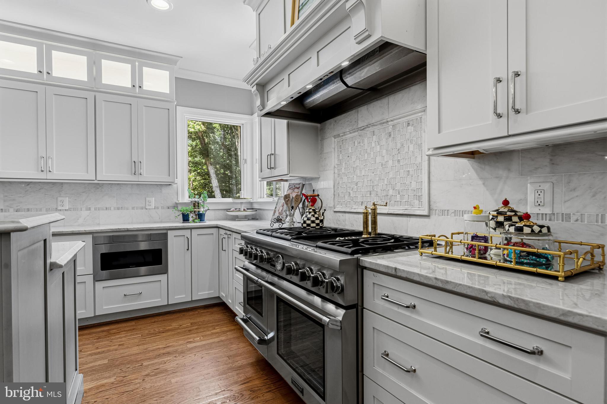 WOODLEA HILLS - Residential