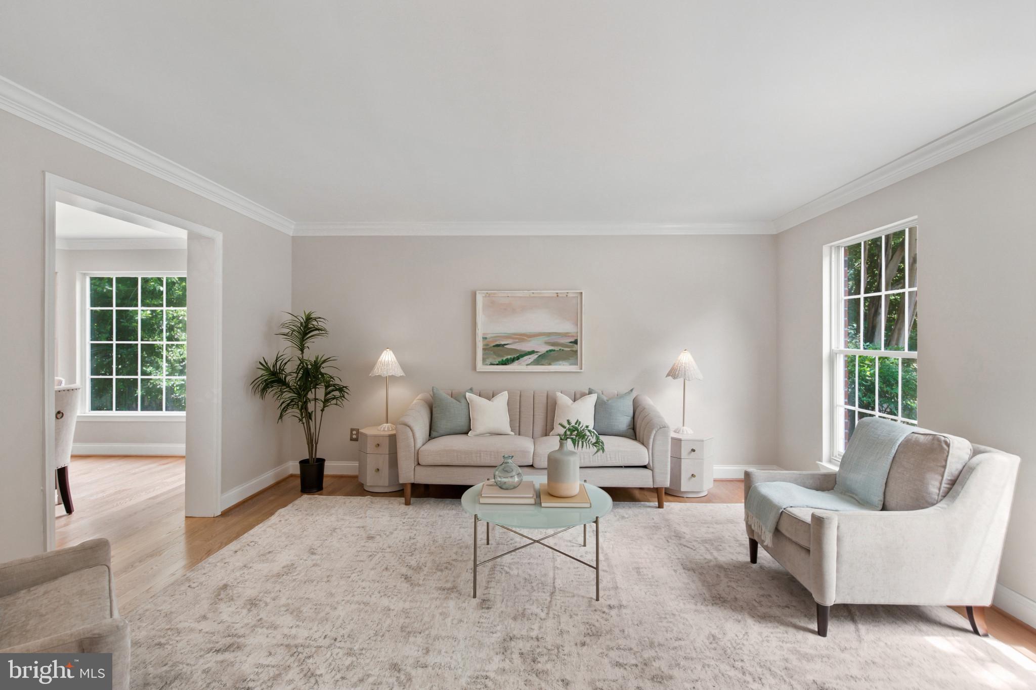 CROFTON WOODS - Residential