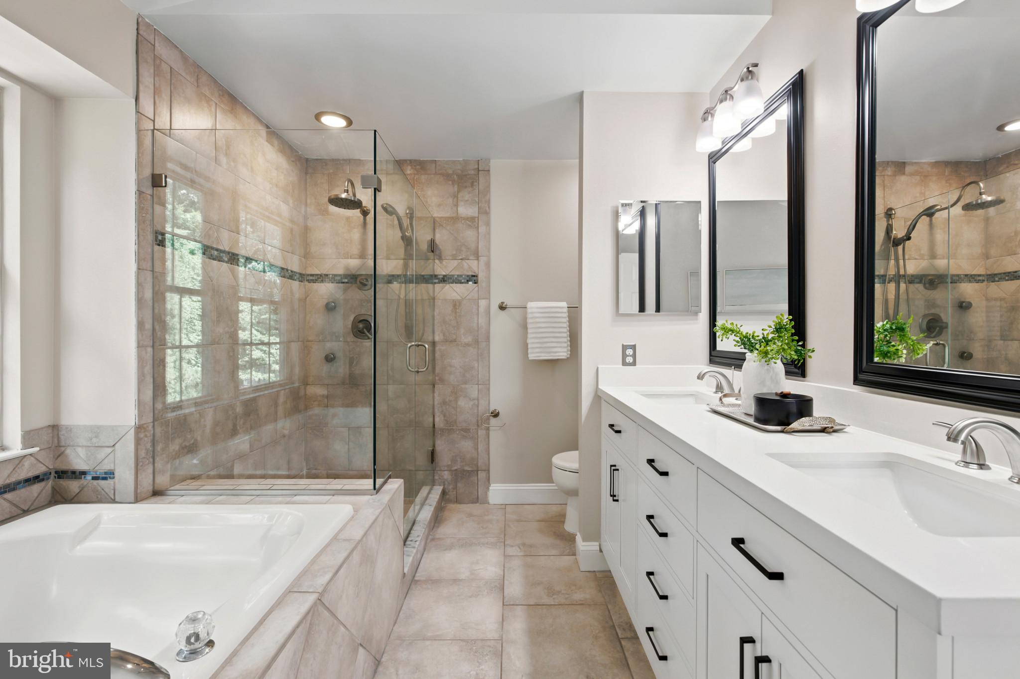CROFTON WOODS - Residential