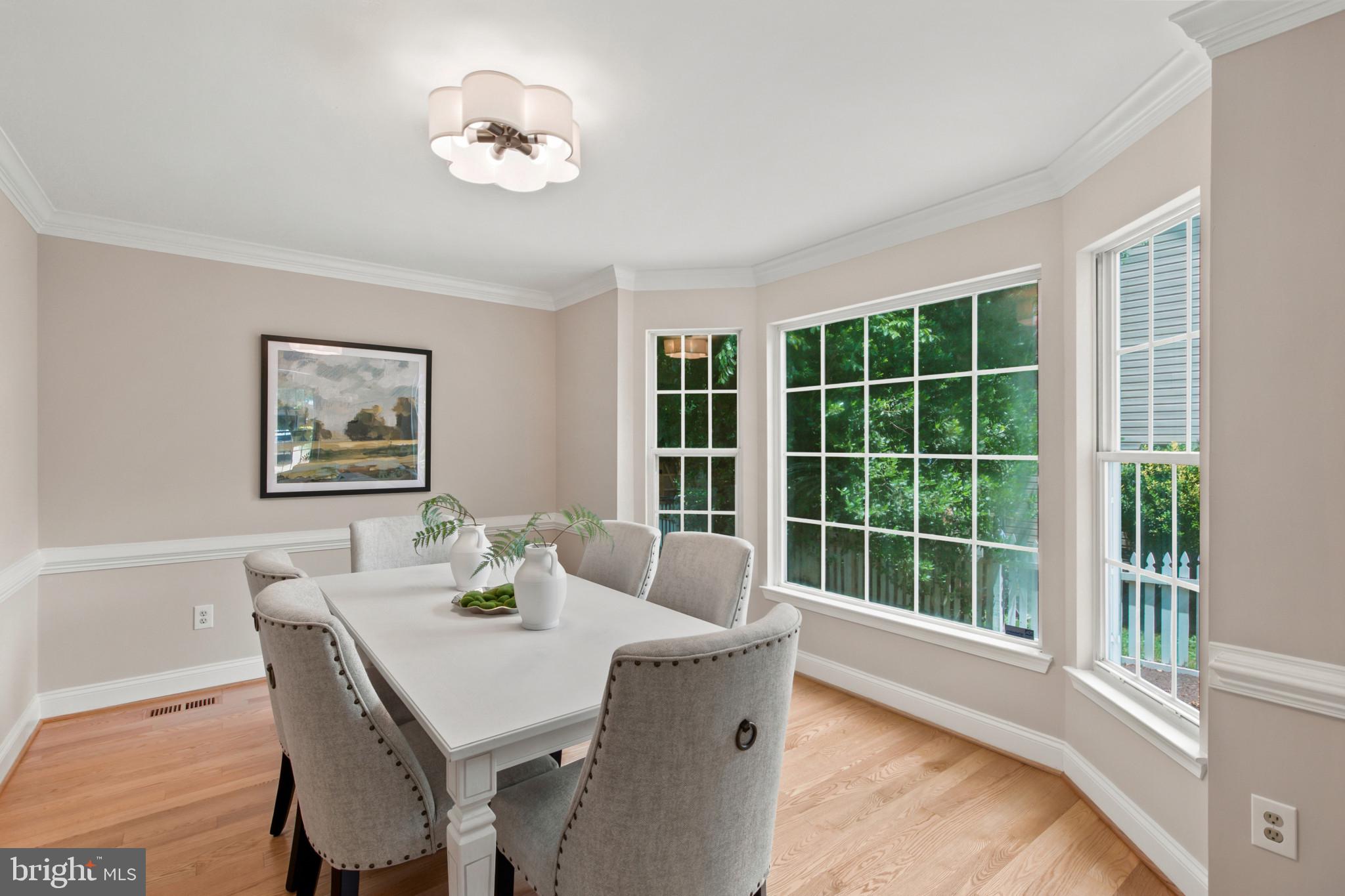 CROFTON WOODS - Residential