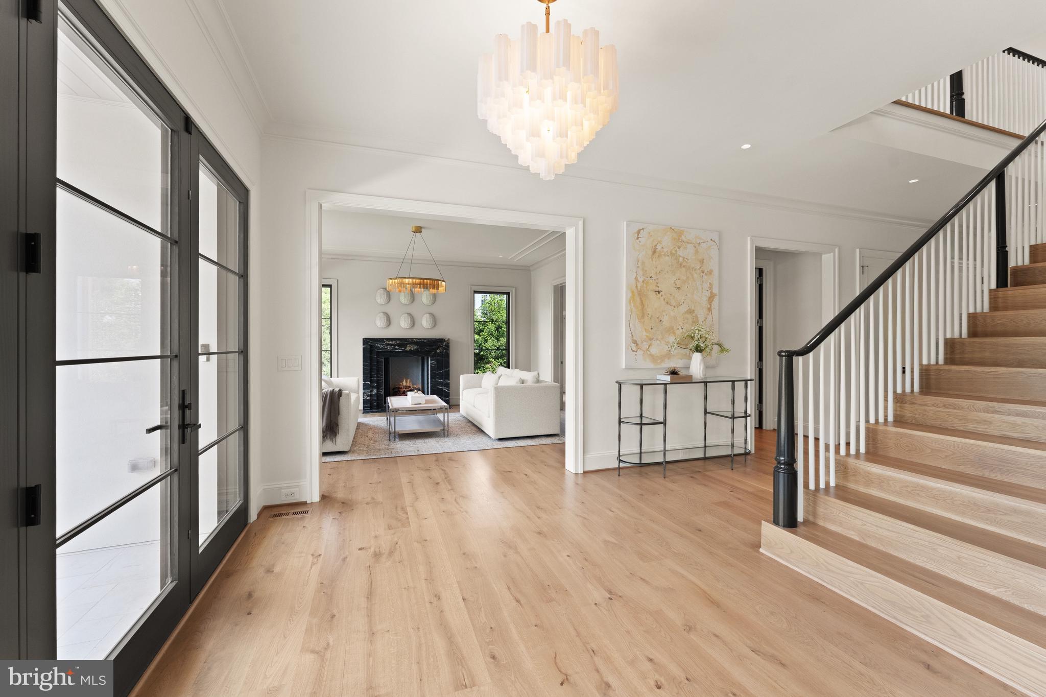 LANGLEY FOREST - Residential