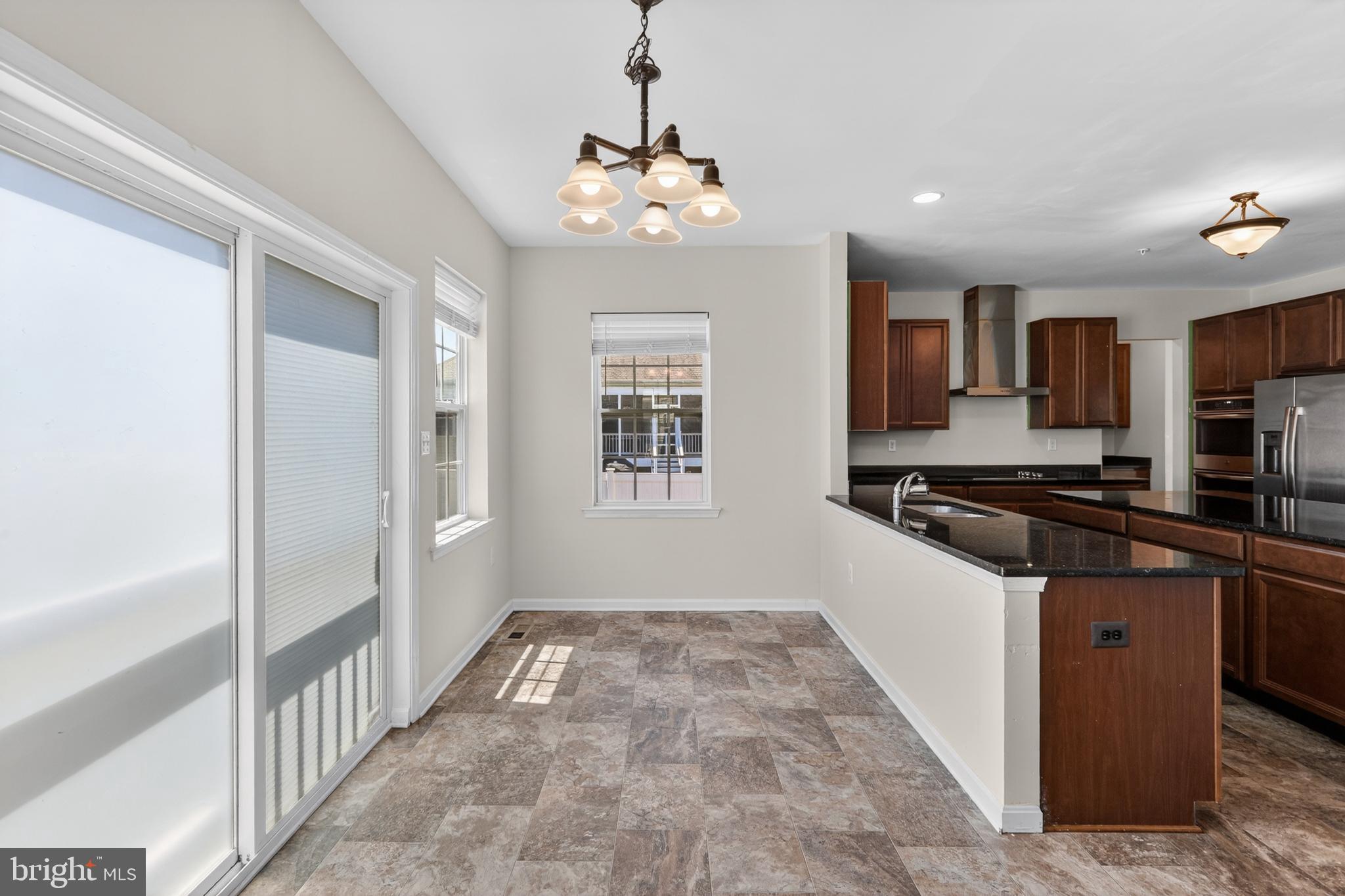 SURRATTS CROSSING - Residential