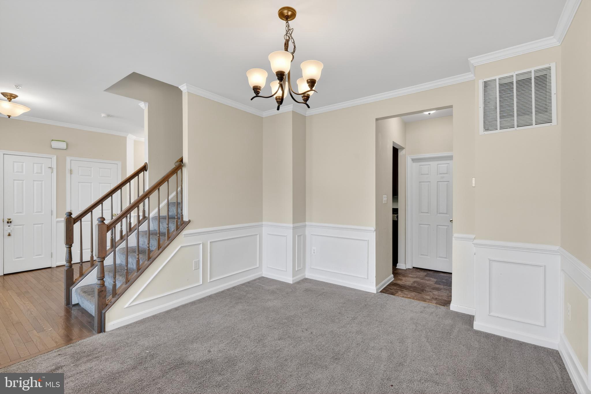 SURRATTS CROSSING - Residential