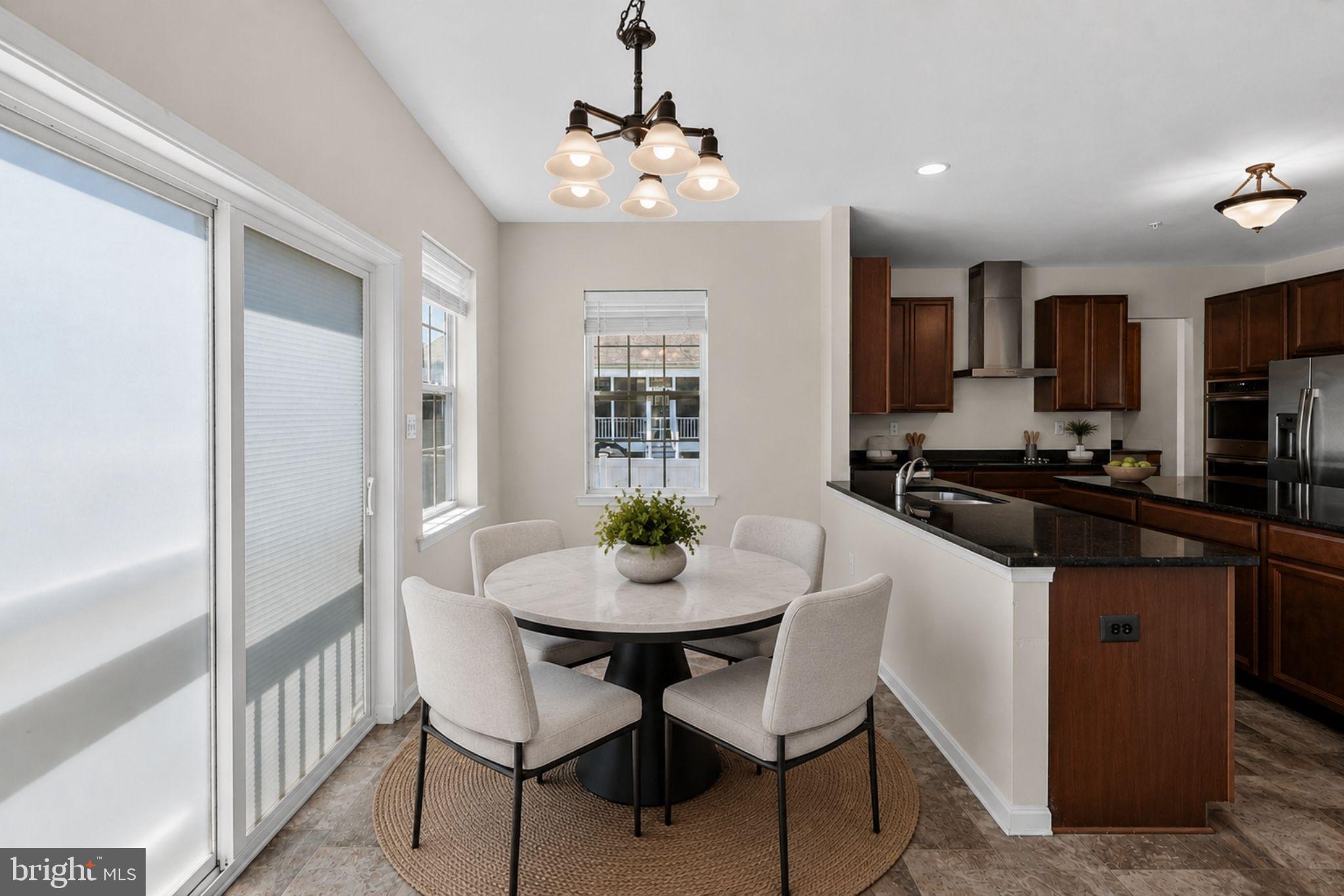 SURRATTS CROSSING - Residential