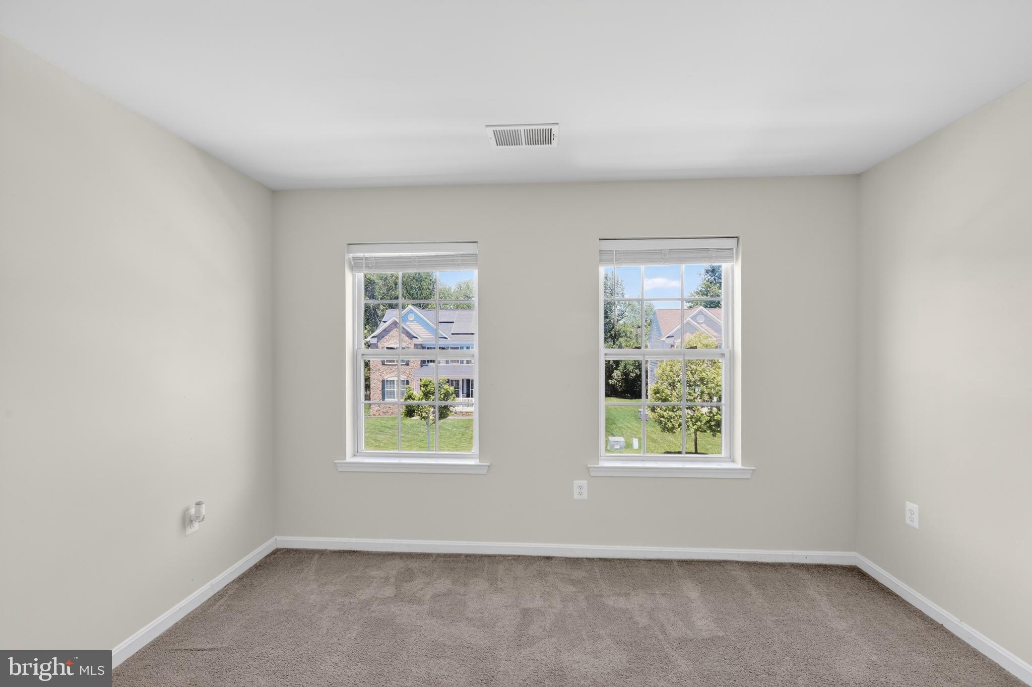 SURRATTS CROSSING - Residential