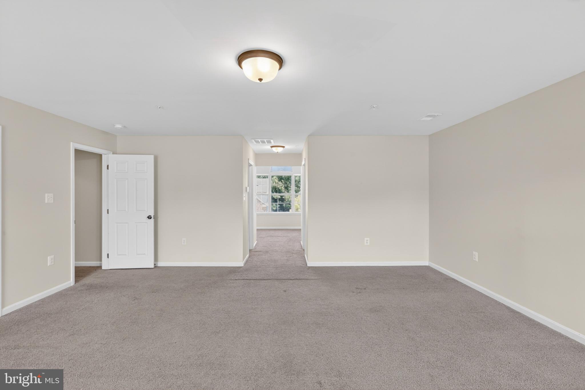 SURRATTS CROSSING - Residential
