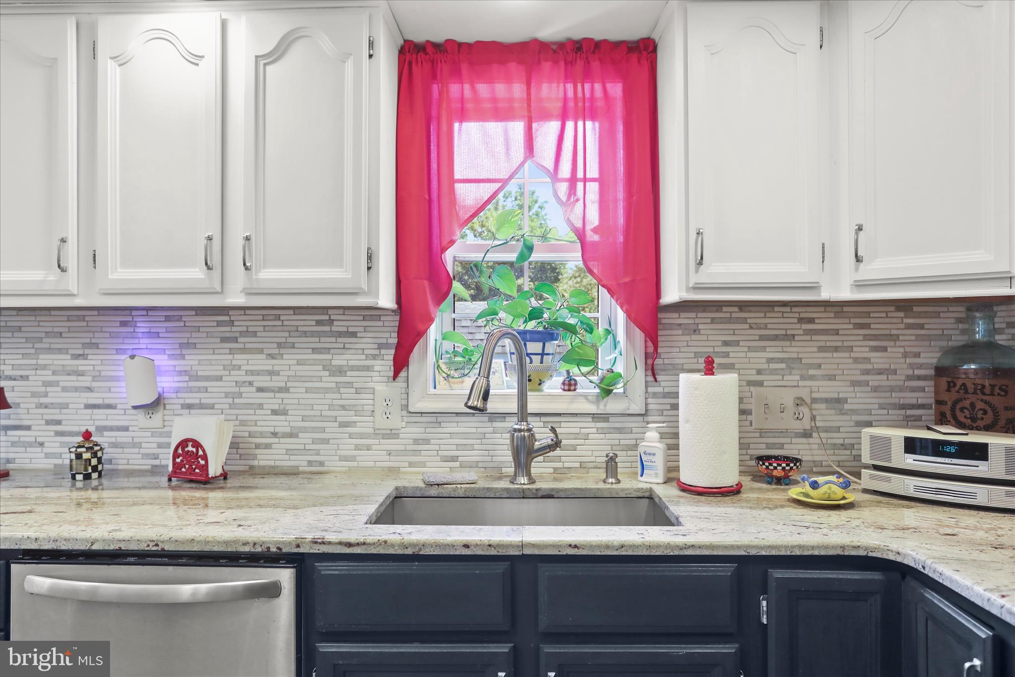 ICE HOUSE ESTATES - Residential