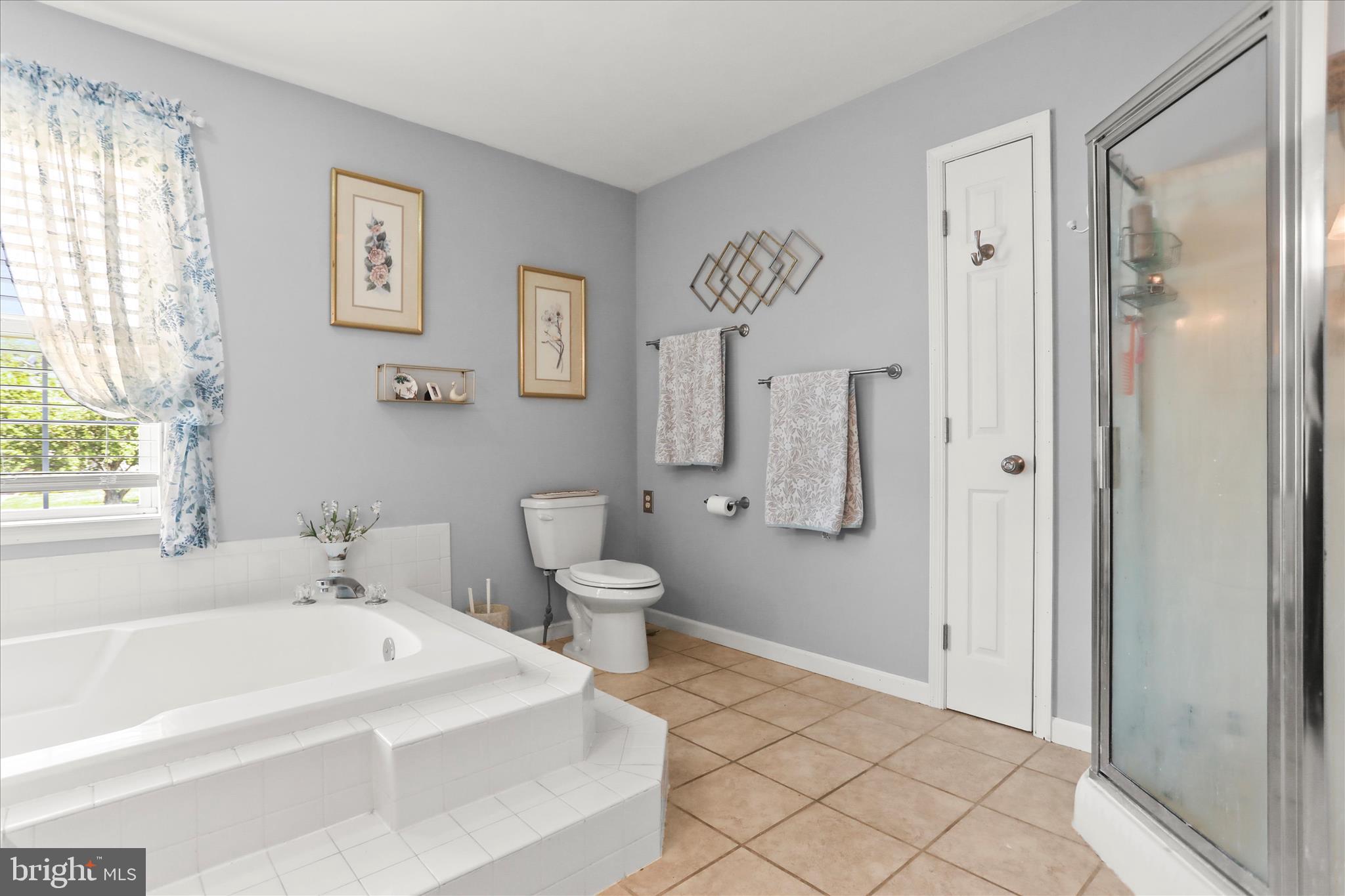 ICE HOUSE ESTATES - Residential