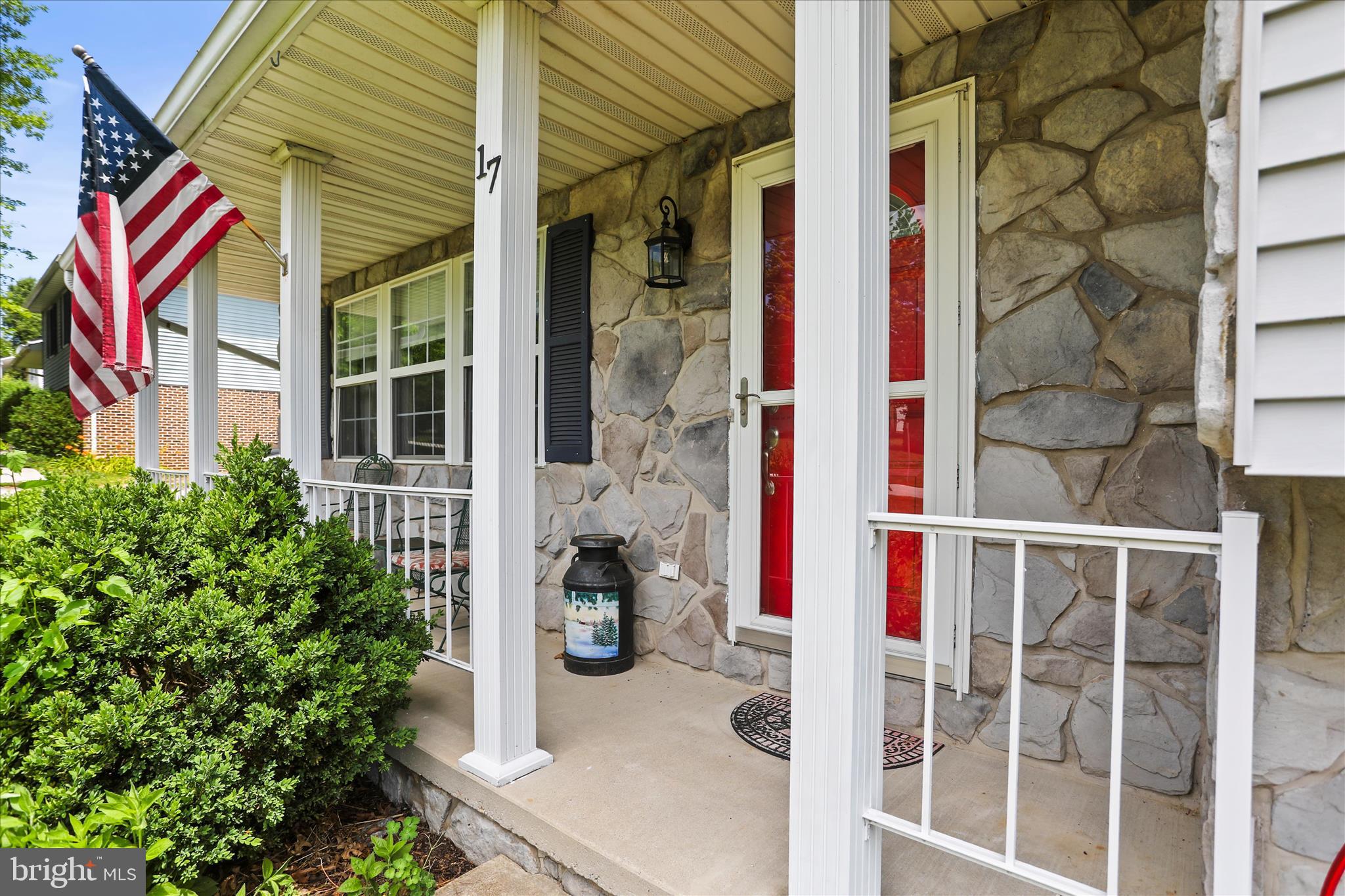 ICE HOUSE ESTATES - Residential