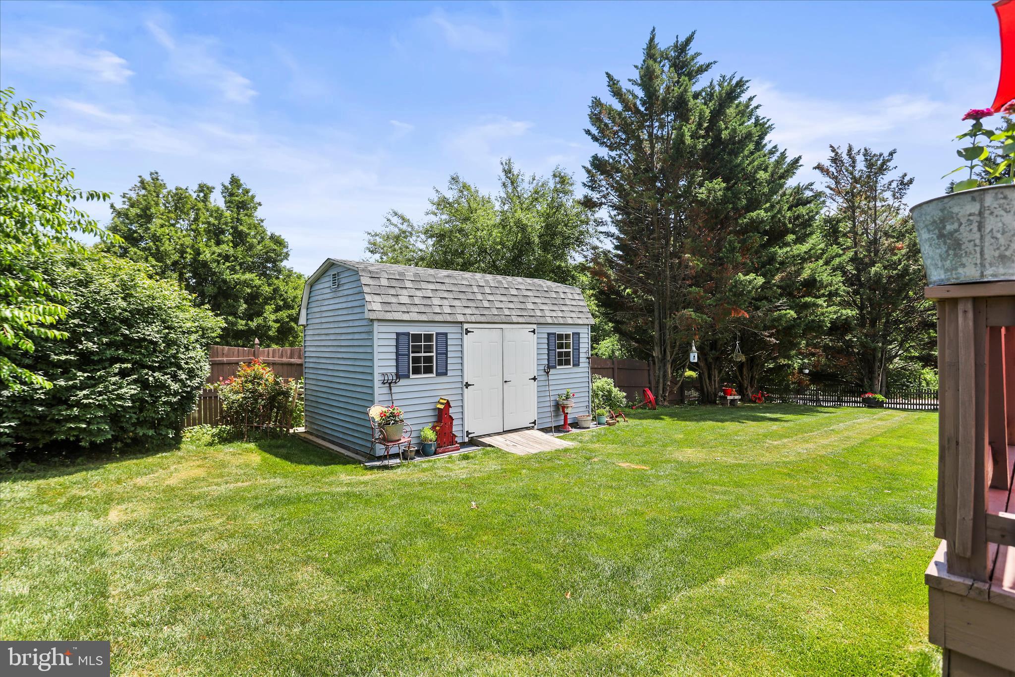 ICE HOUSE ESTATES - Residential