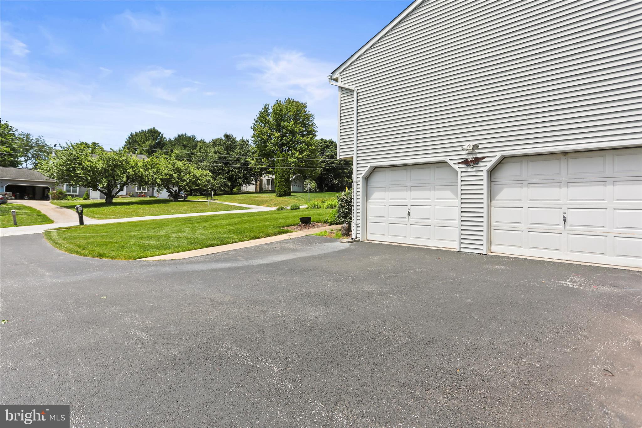 ICE HOUSE ESTATES - Residential
