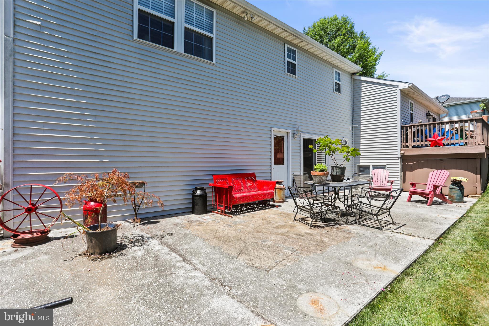 ICE HOUSE ESTATES - Residential