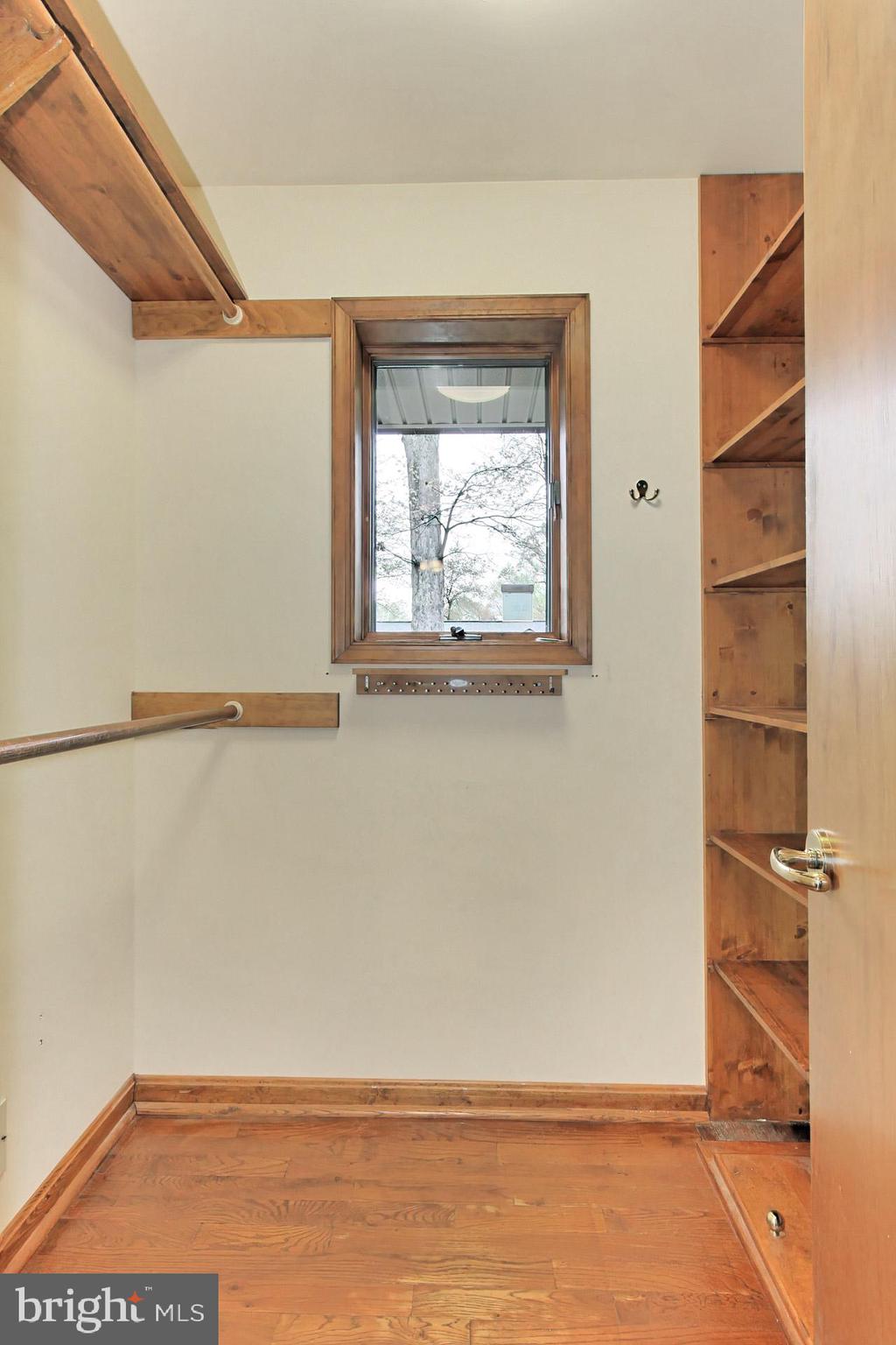 WAKEFIELD FOREST - Residential