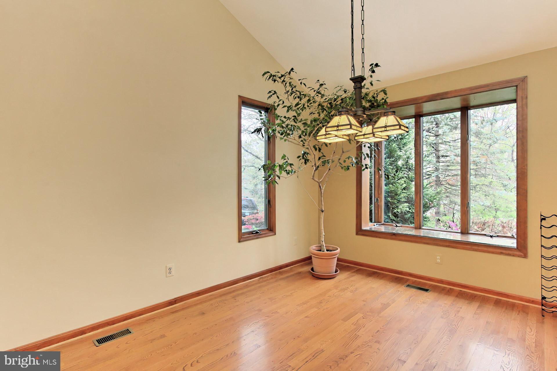 WAKEFIELD FOREST - Residential