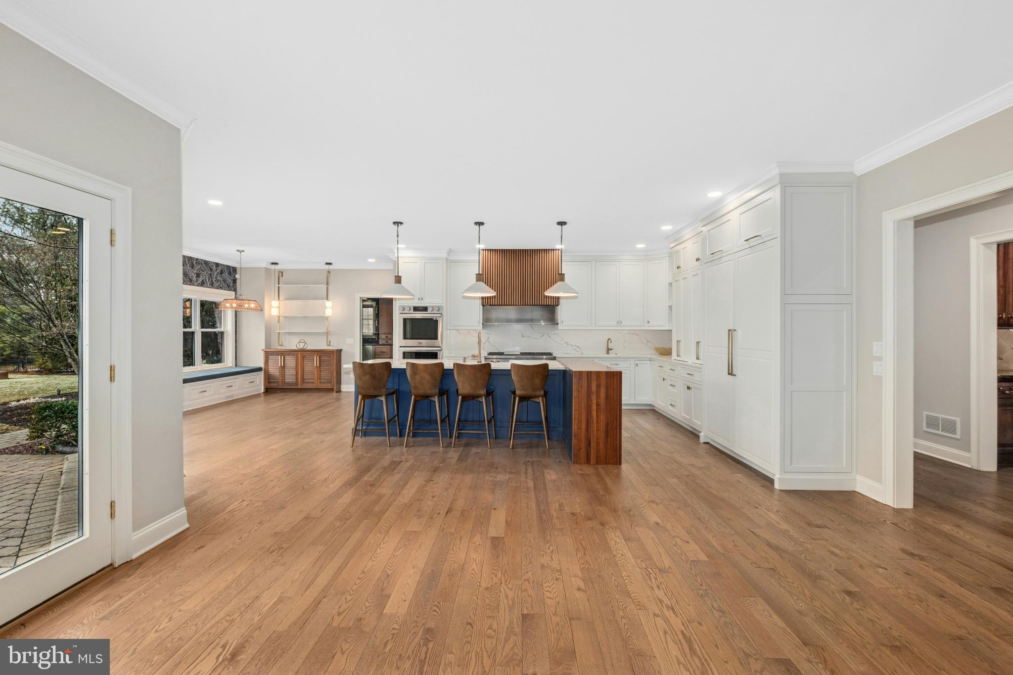 WESTBURY PARK - Residential