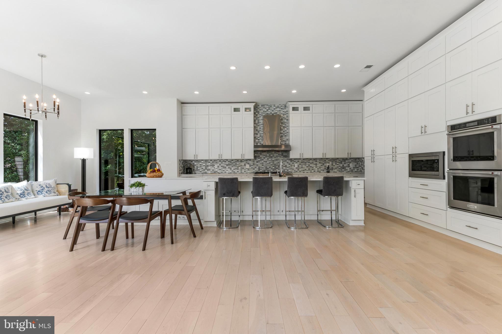 BROOKHAVEN - Residential