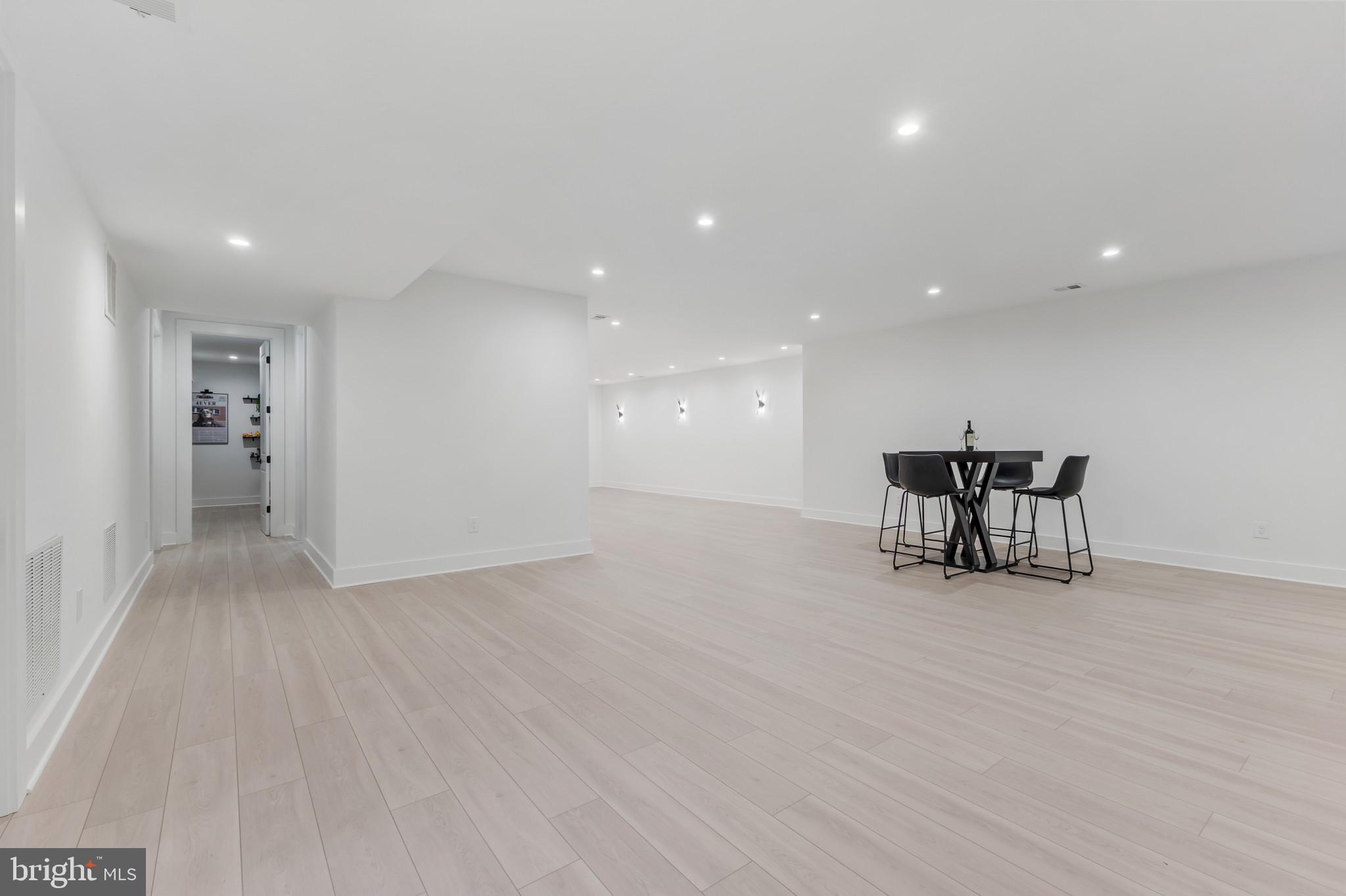 BROOKHAVEN - Residential