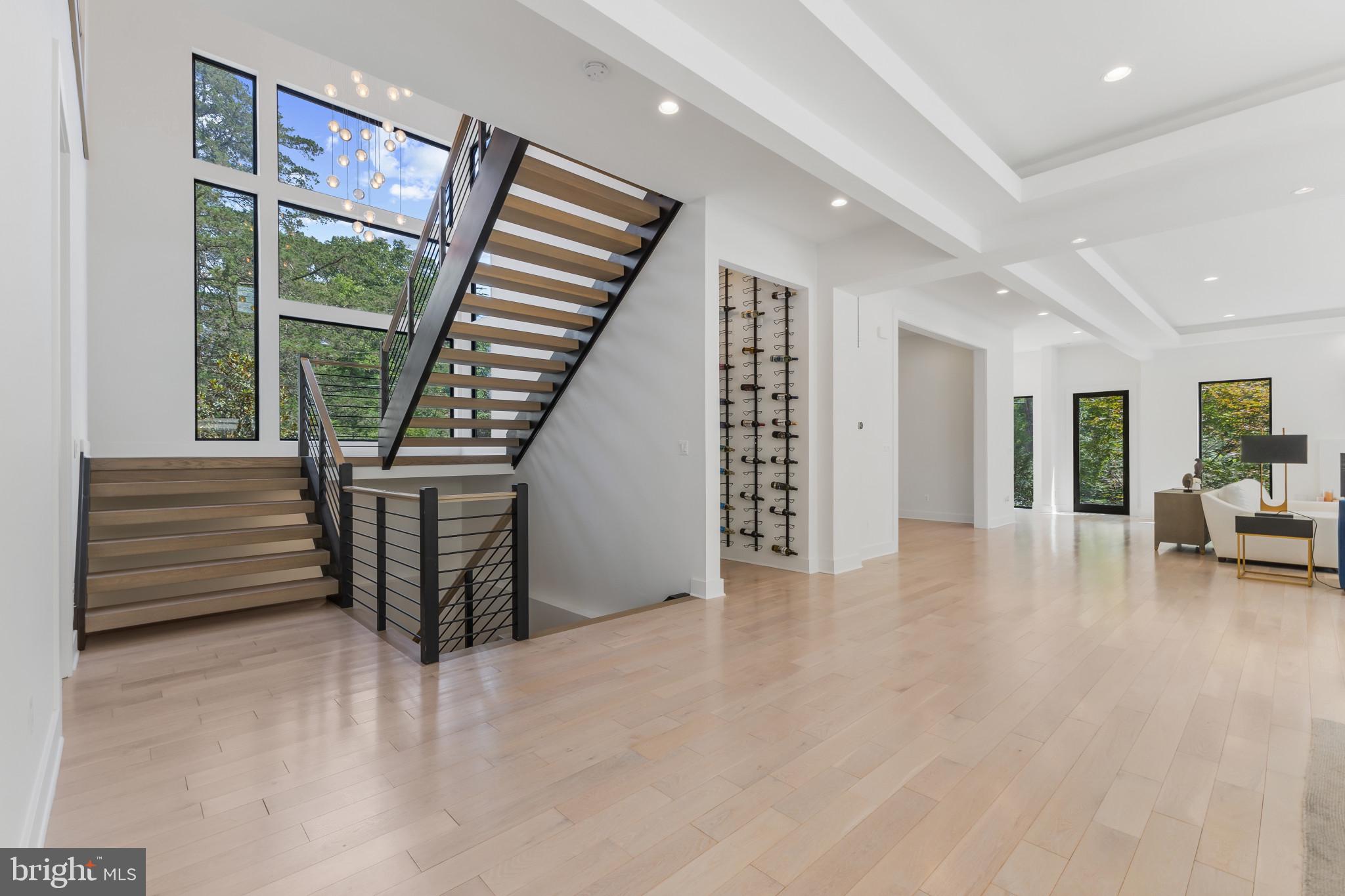 BROOKHAVEN - Residential