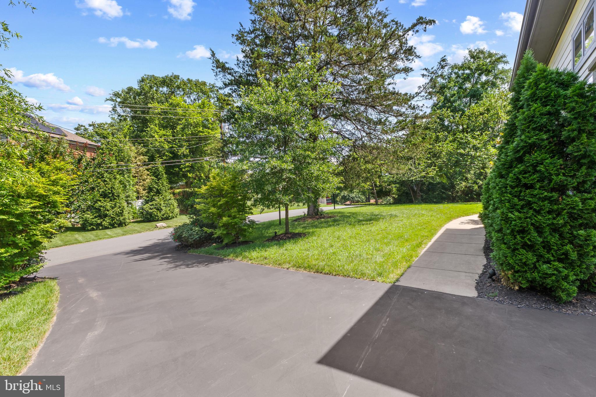 BROOKHAVEN - Residential