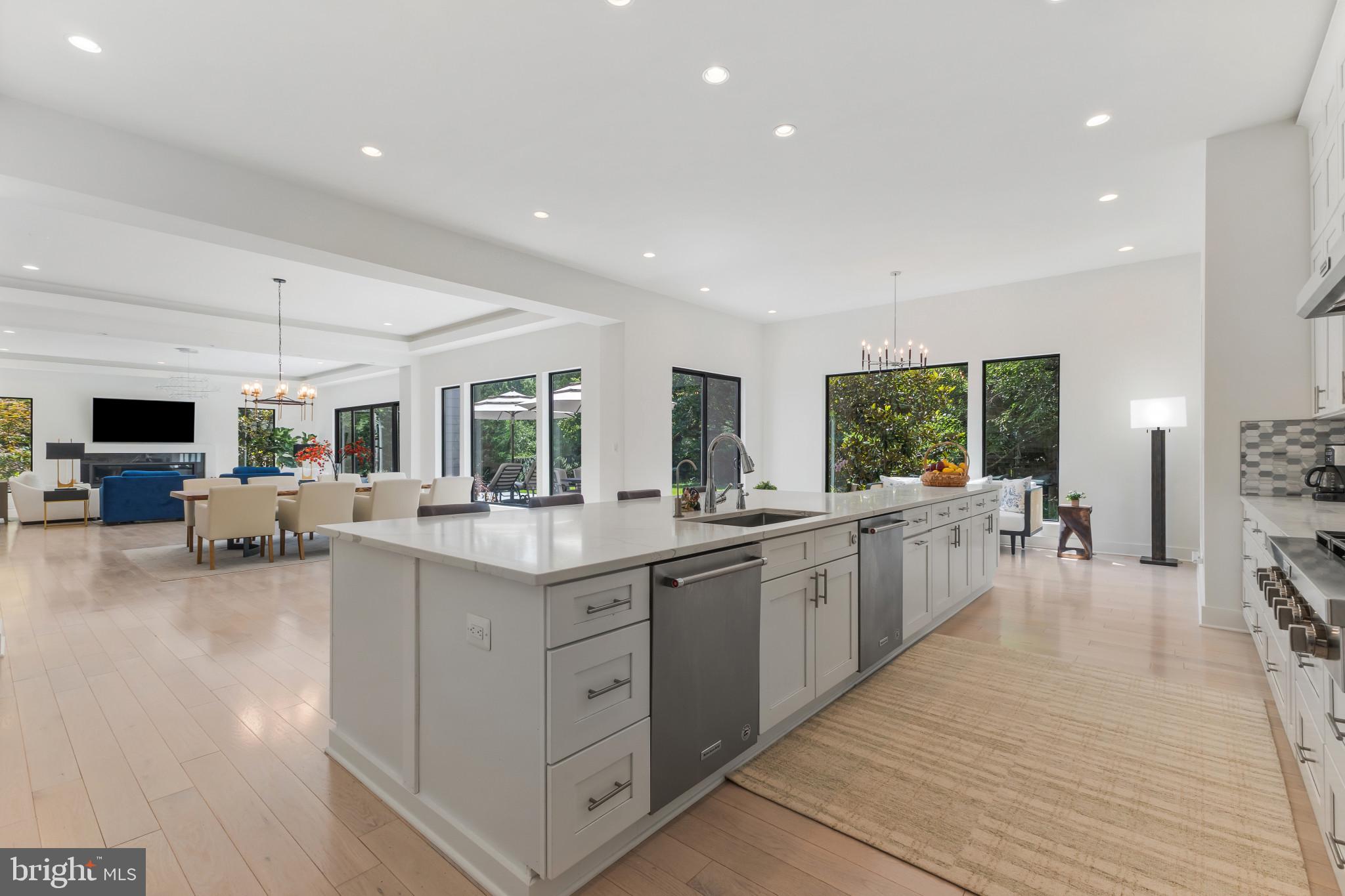 BROOKHAVEN - Residential