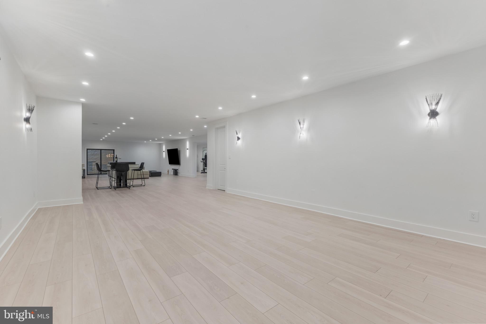 BROOKHAVEN - Residential