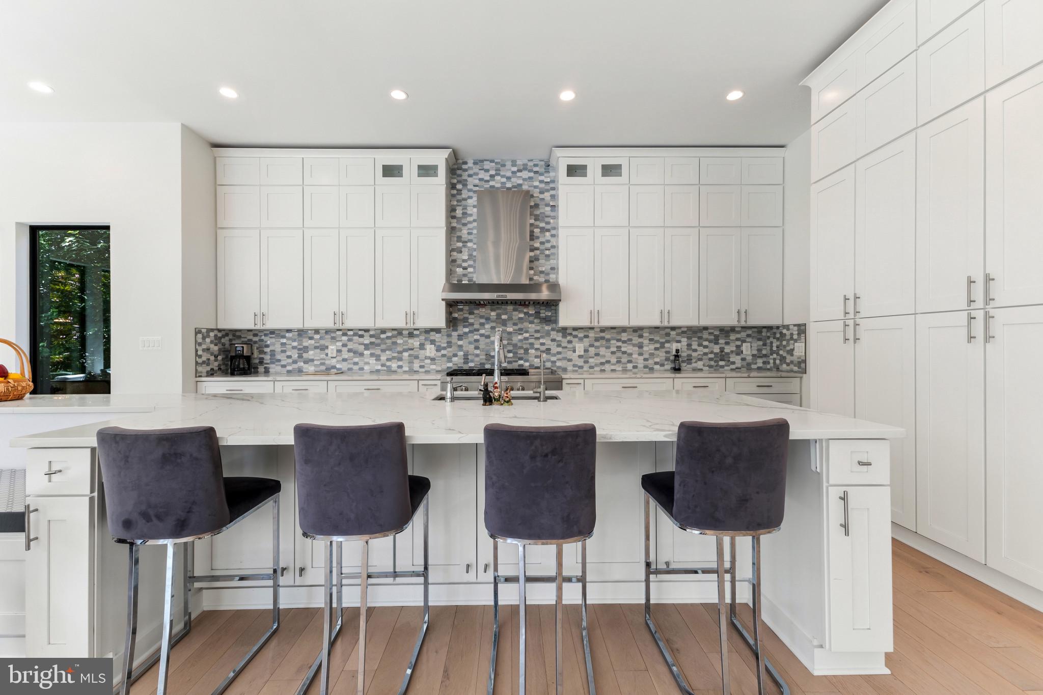 BROOKHAVEN - Residential