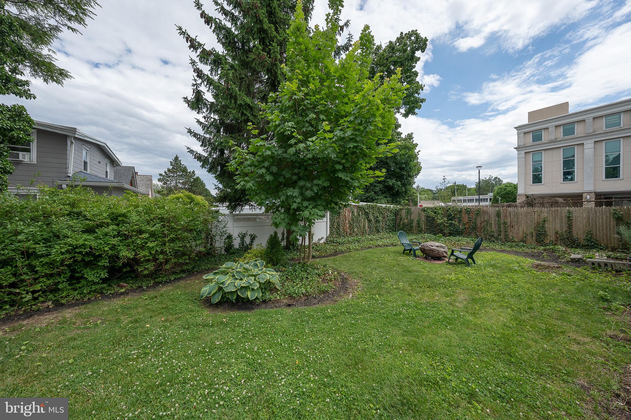 HAVERFORD CROSSING - Residential