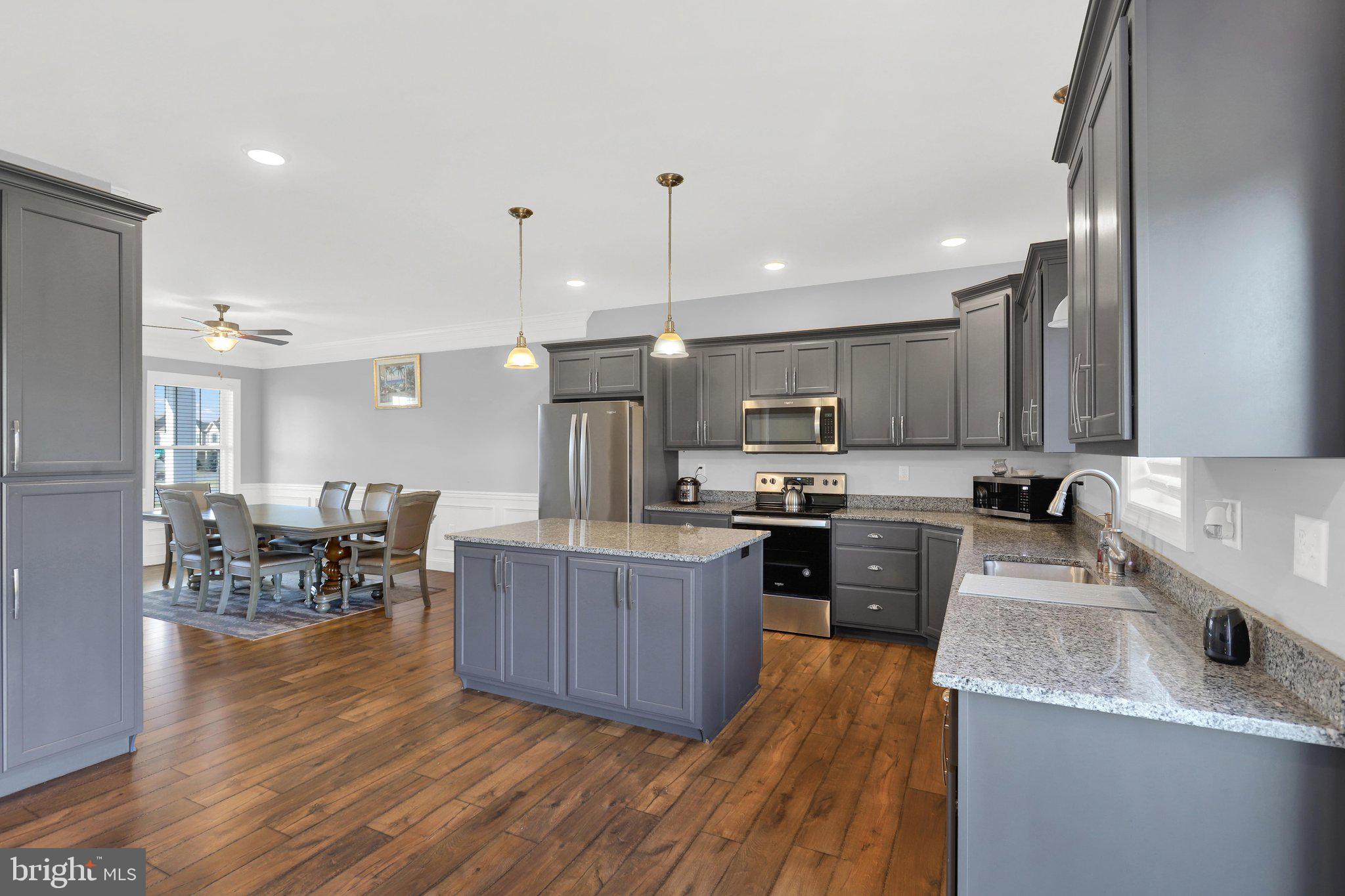 GRAND POINT CROSSING - Residential