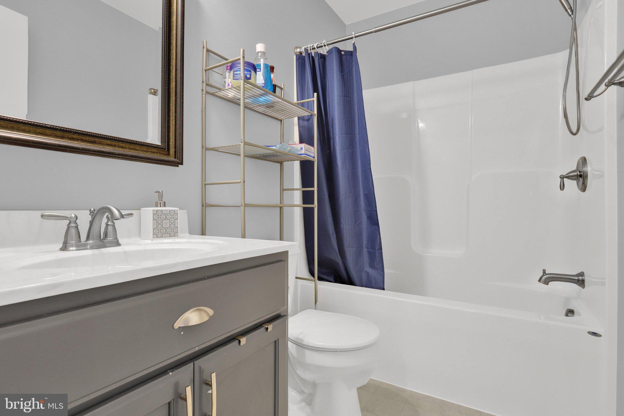 GRAND POINT CROSSING - Residential