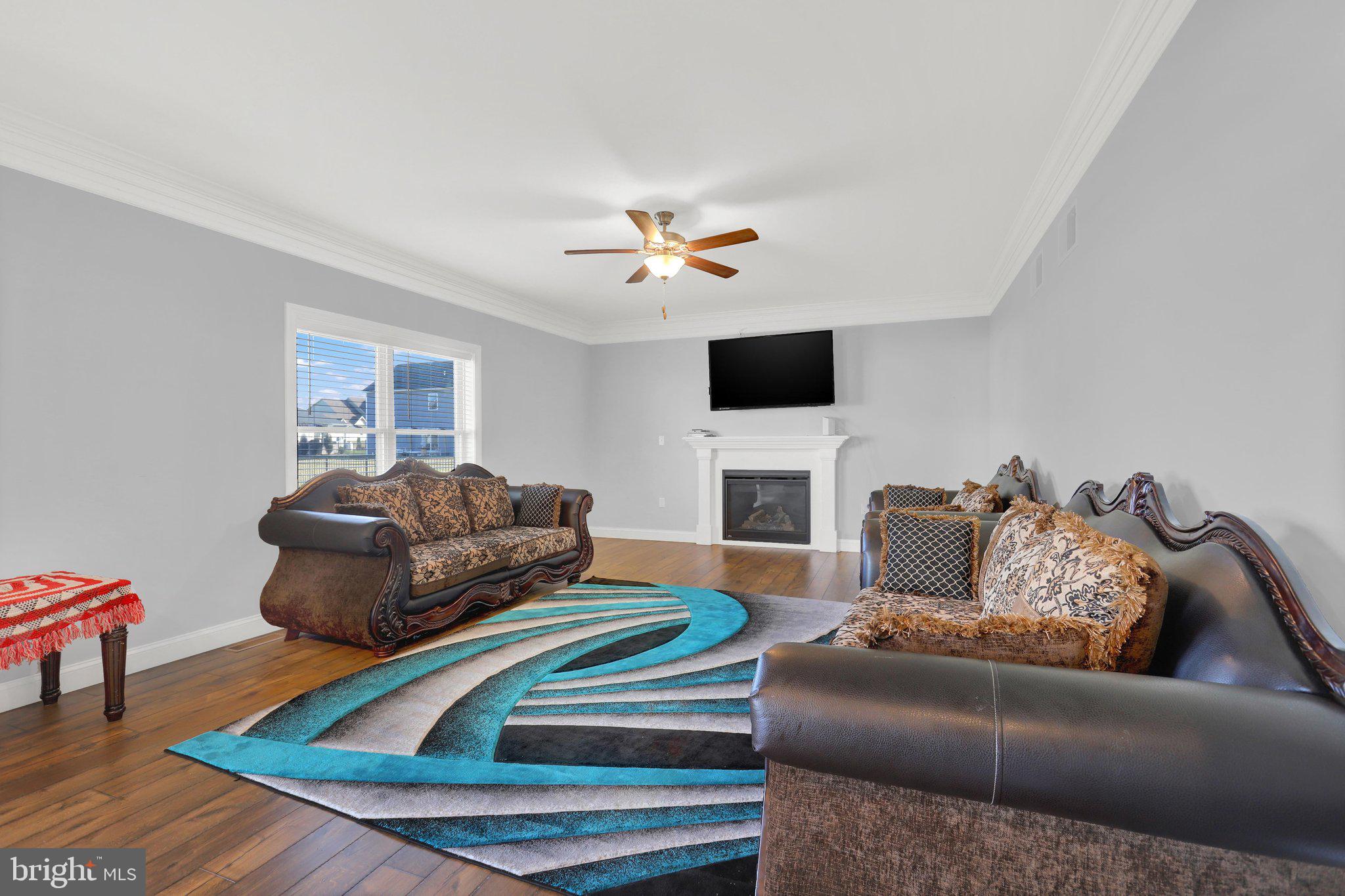 GRAND POINT CROSSING - Residential