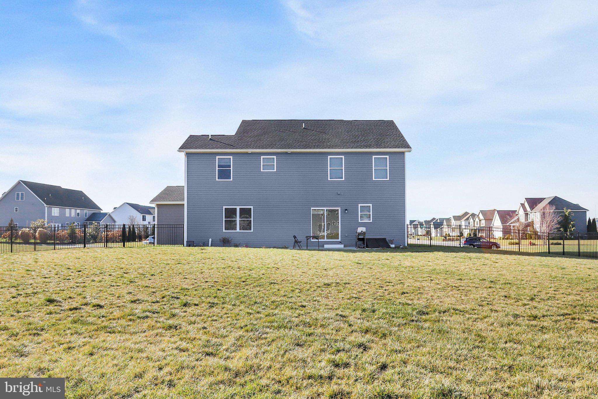 GRAND POINT CROSSING - Residential