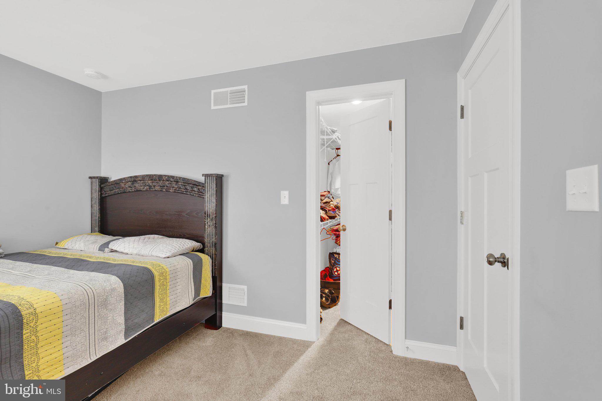 GRAND POINT CROSSING - Residential
