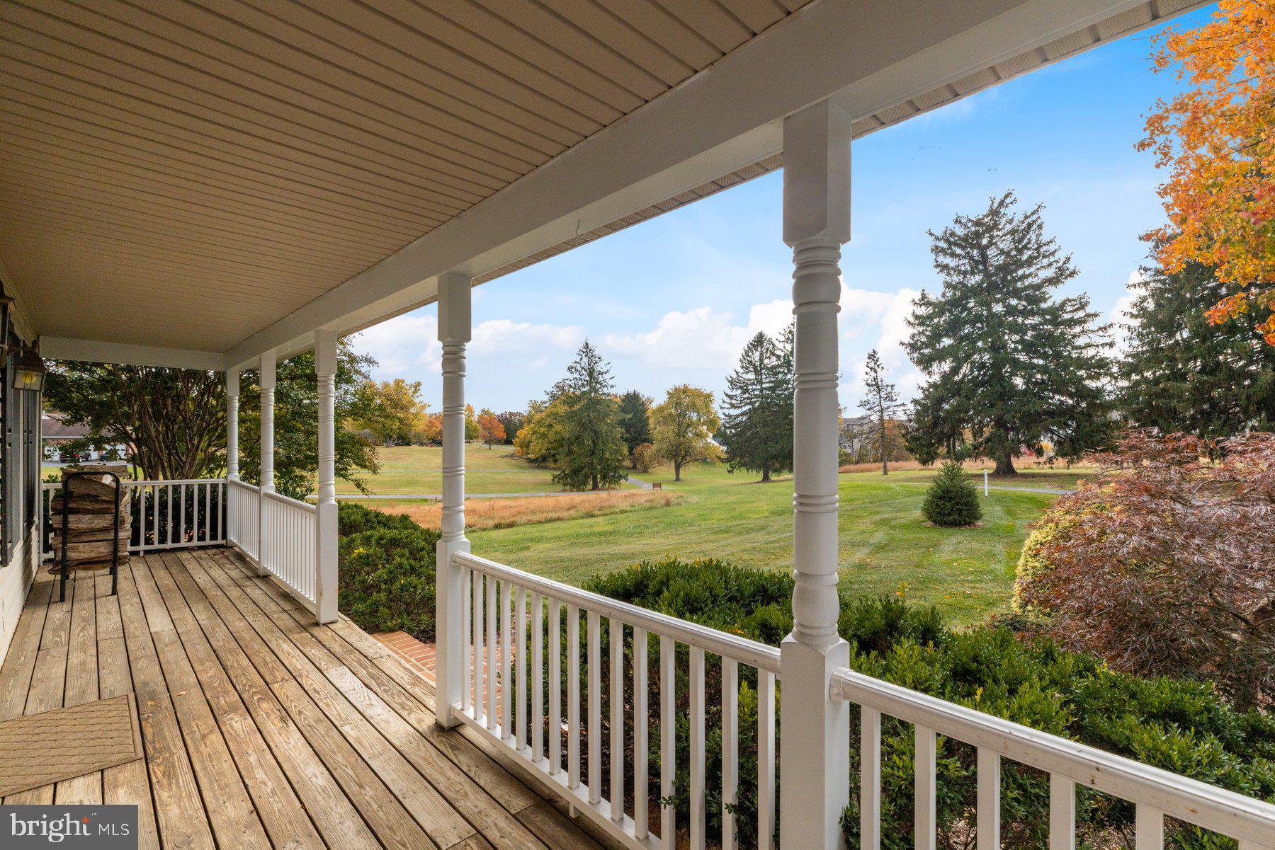 HUNT COUNTRY ESTATES - Residential