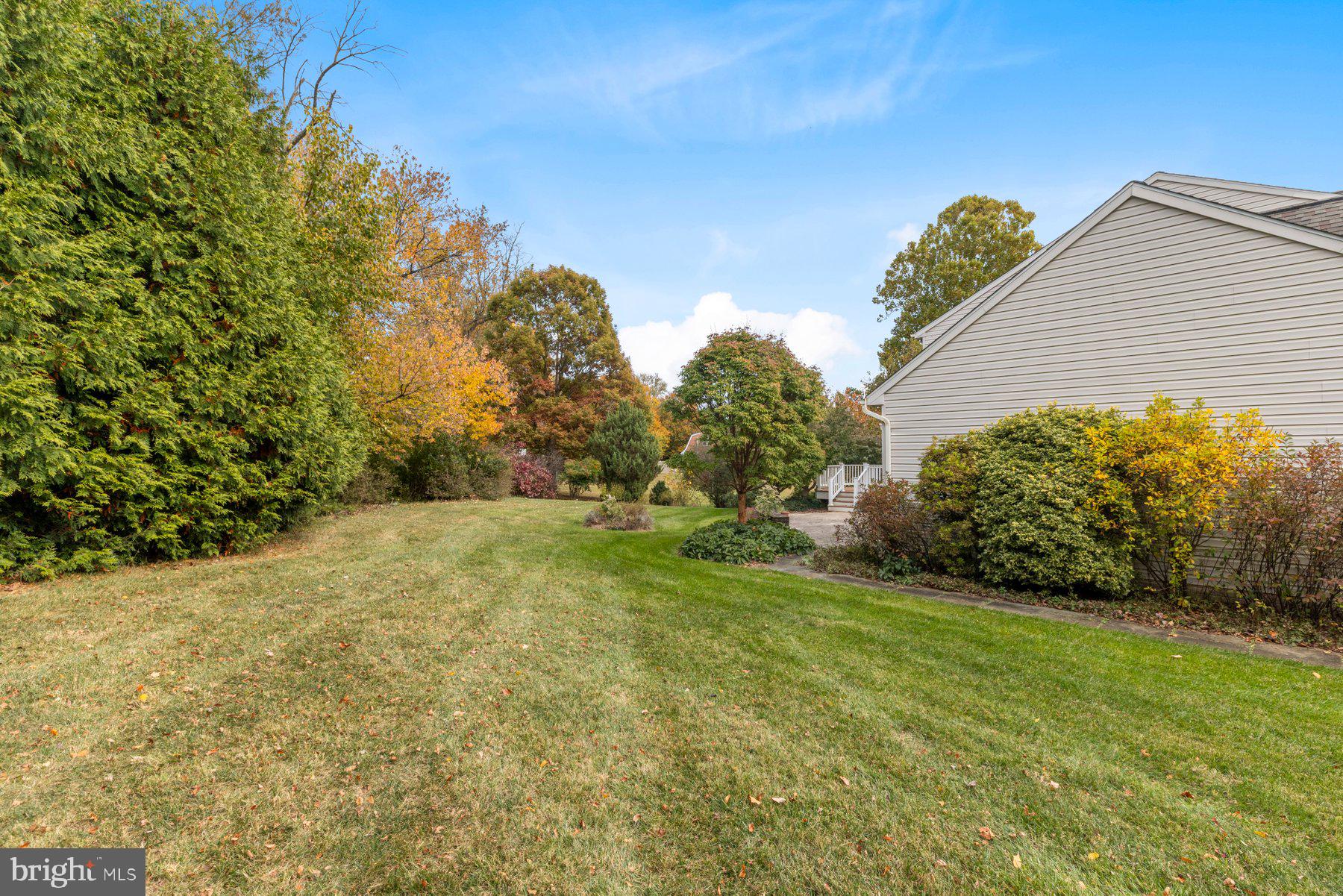 HUNT COUNTRY ESTATES - Residential