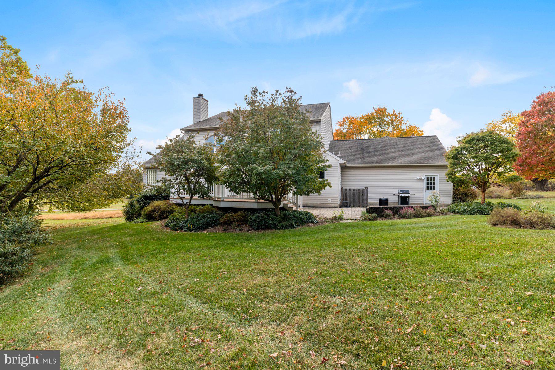 HUNT COUNTRY ESTATES - Residential